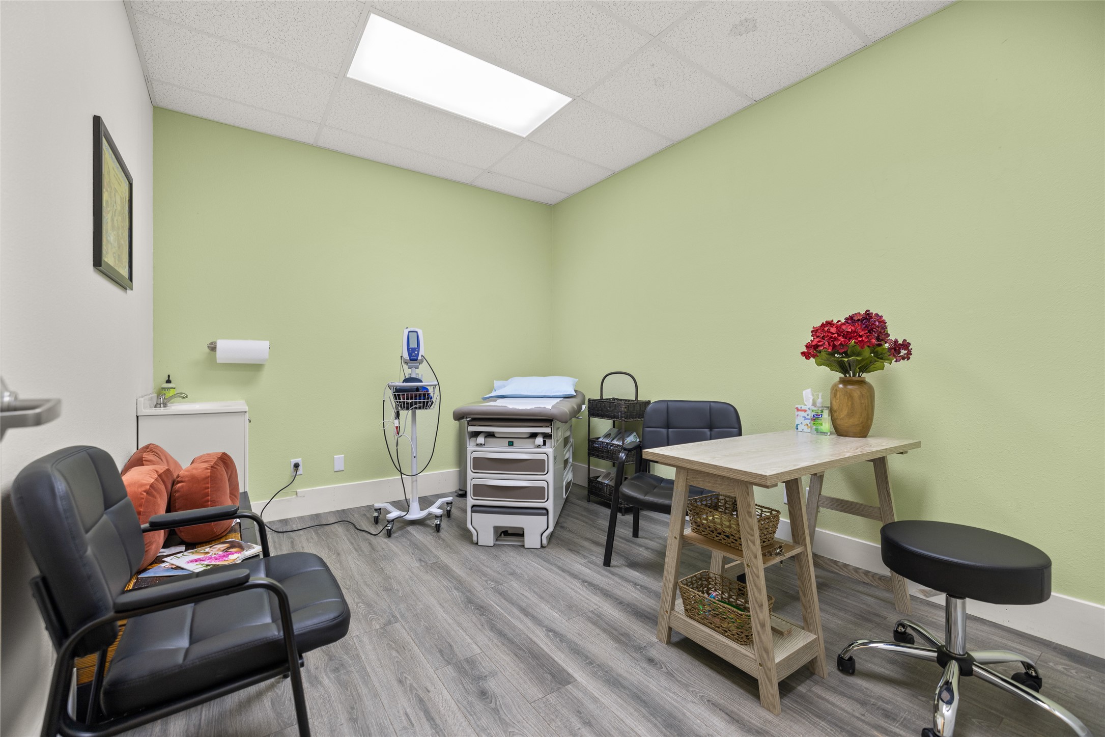 195 Commons Loop Property Photo 38