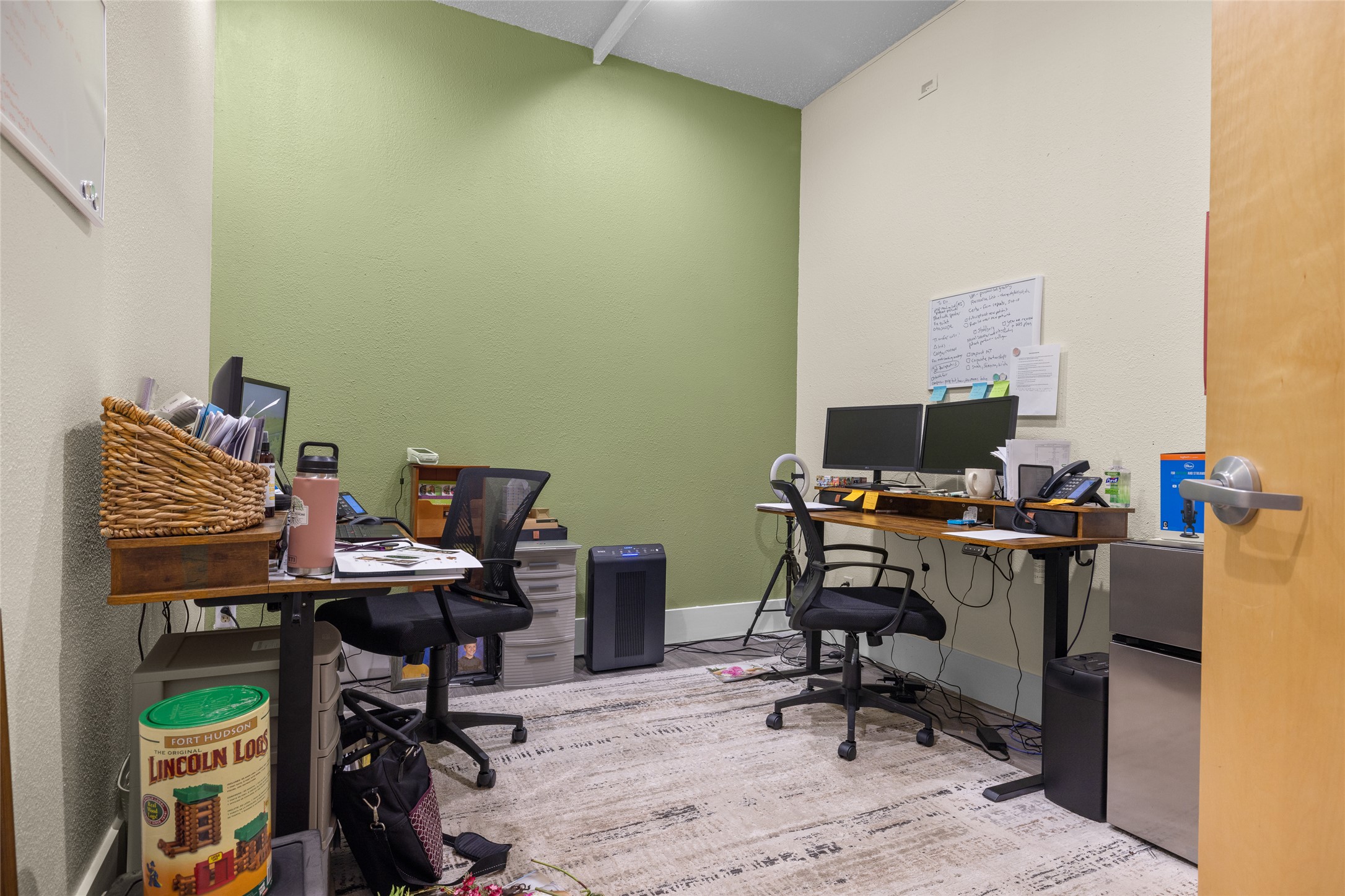 195 Commons Loop Property Photo 40