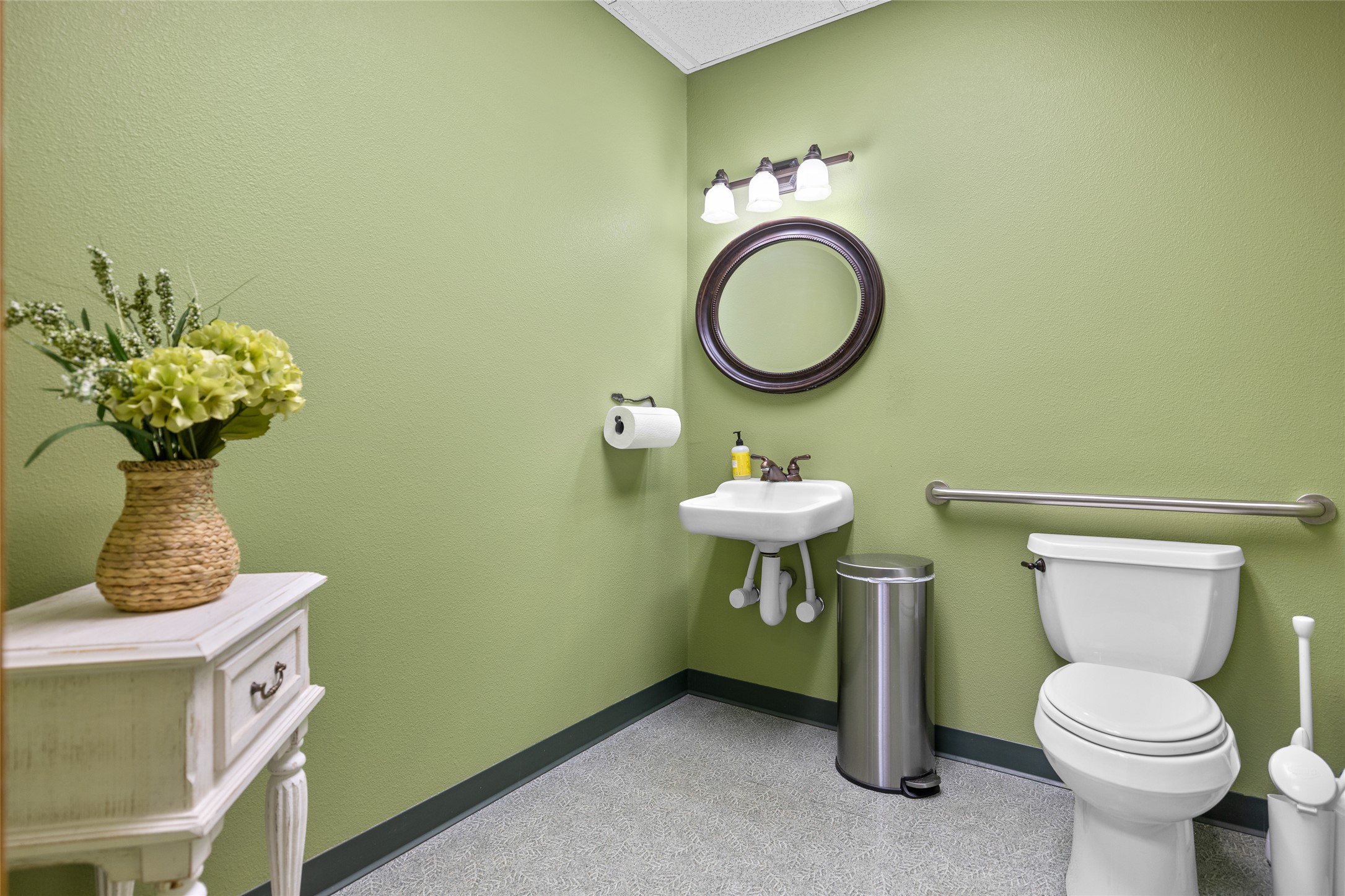 195 Commons Loop Property Photo 41