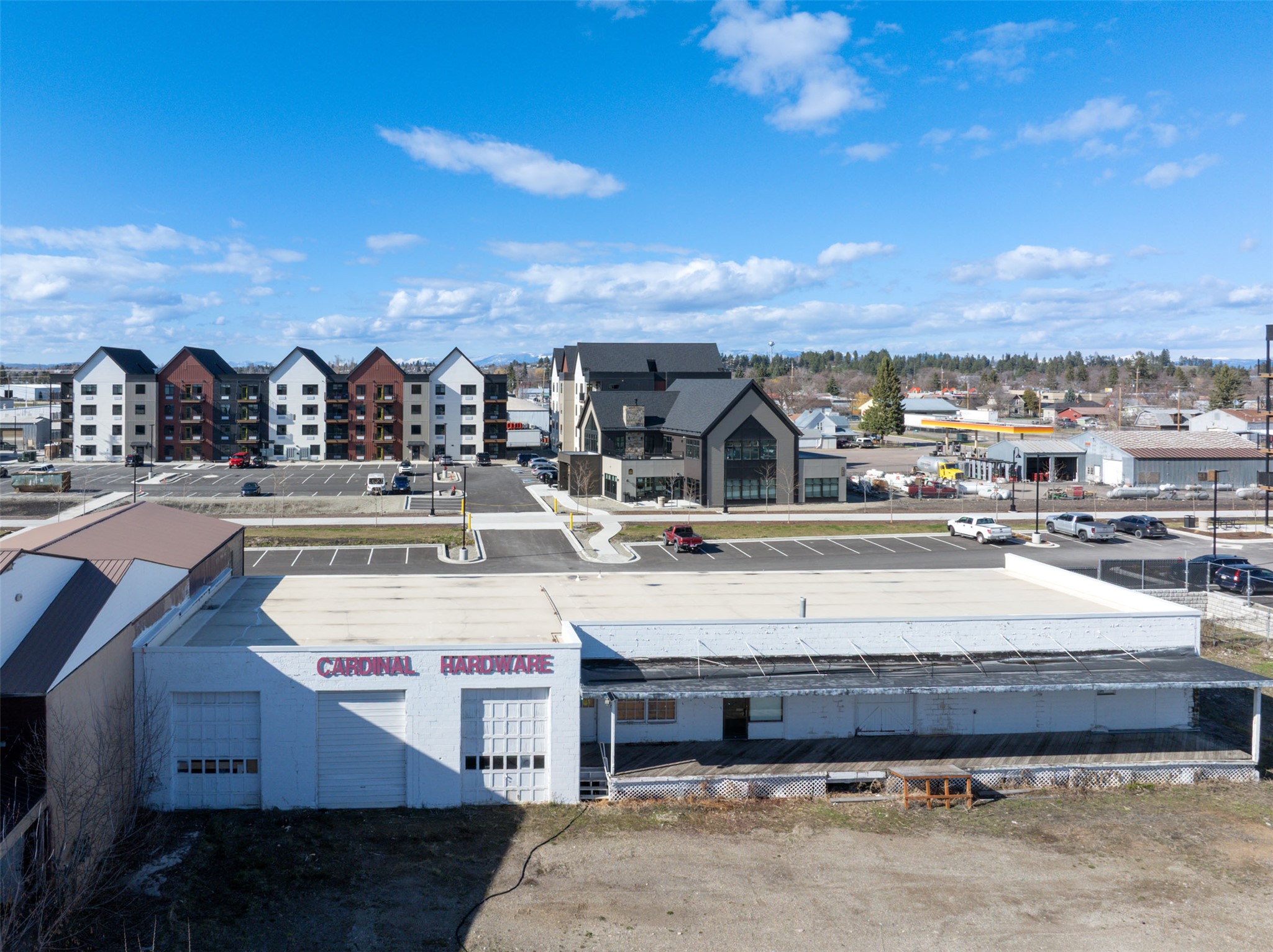 647 W Center Street Property Photo