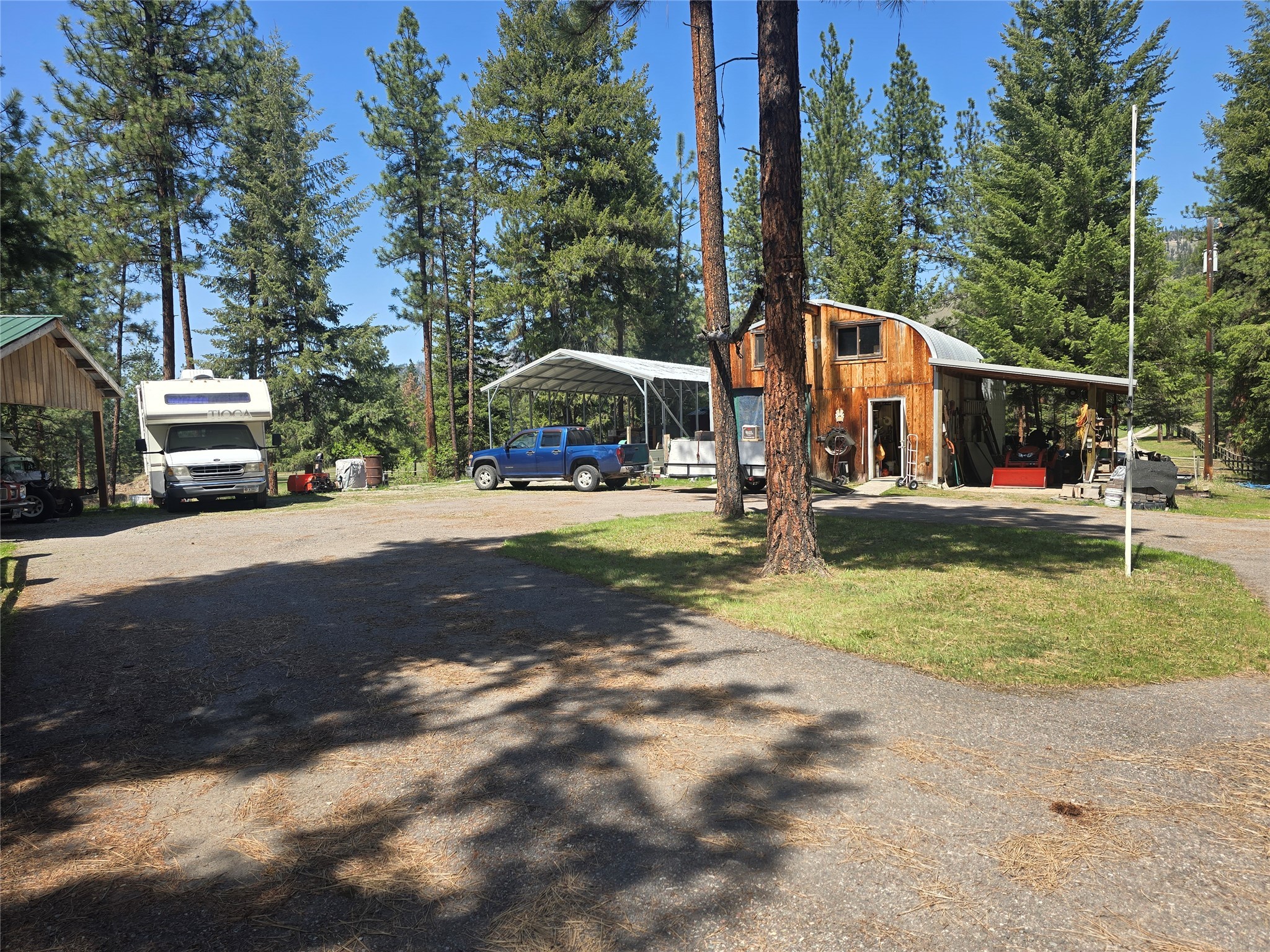 61 Saddle Club Road Property Photo 5