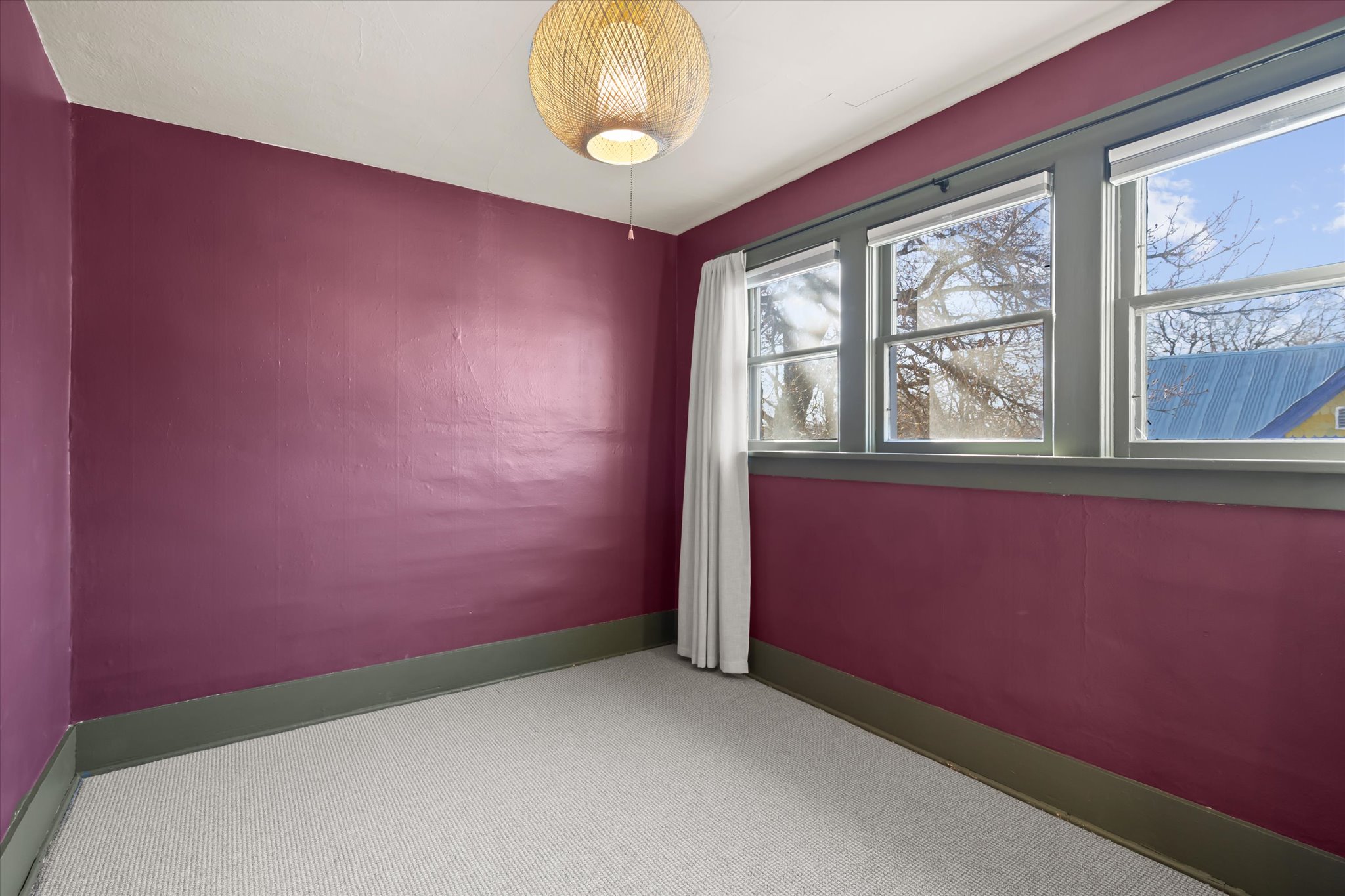 614 1st Avenue W Property Photo 20