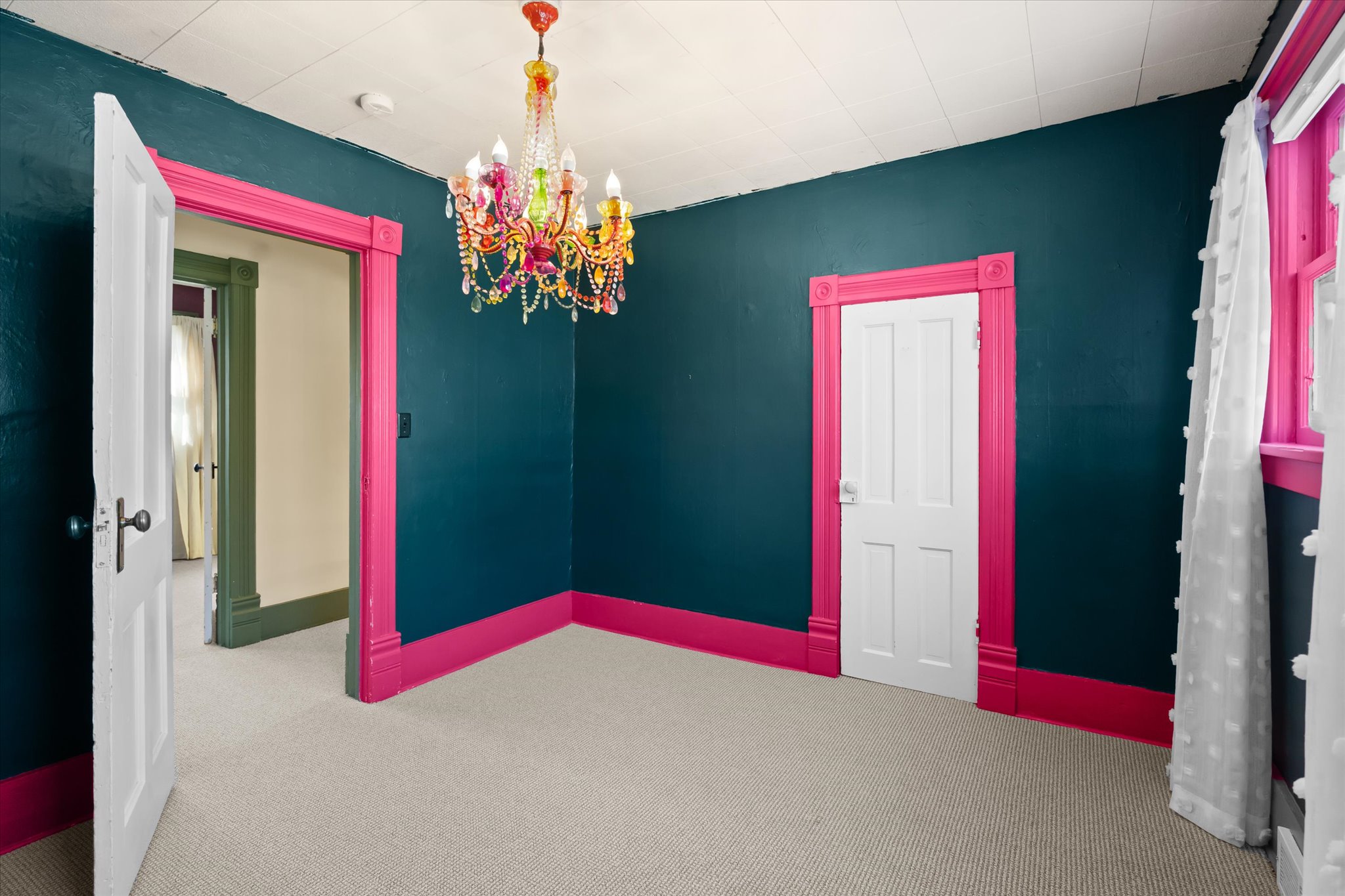 614 1st Avenue W Property Photo 24