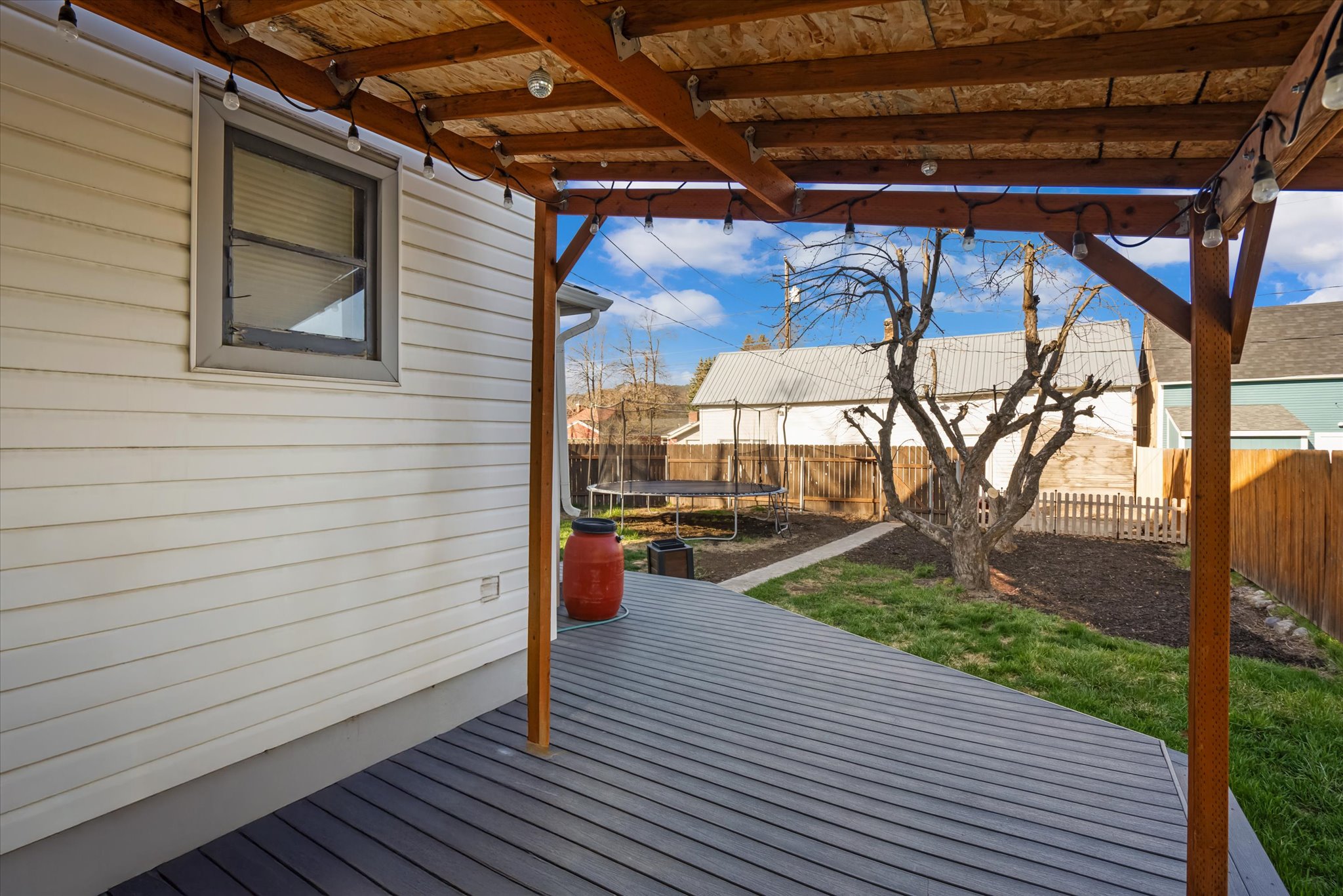 614 1st Avenue W Property Photo 32