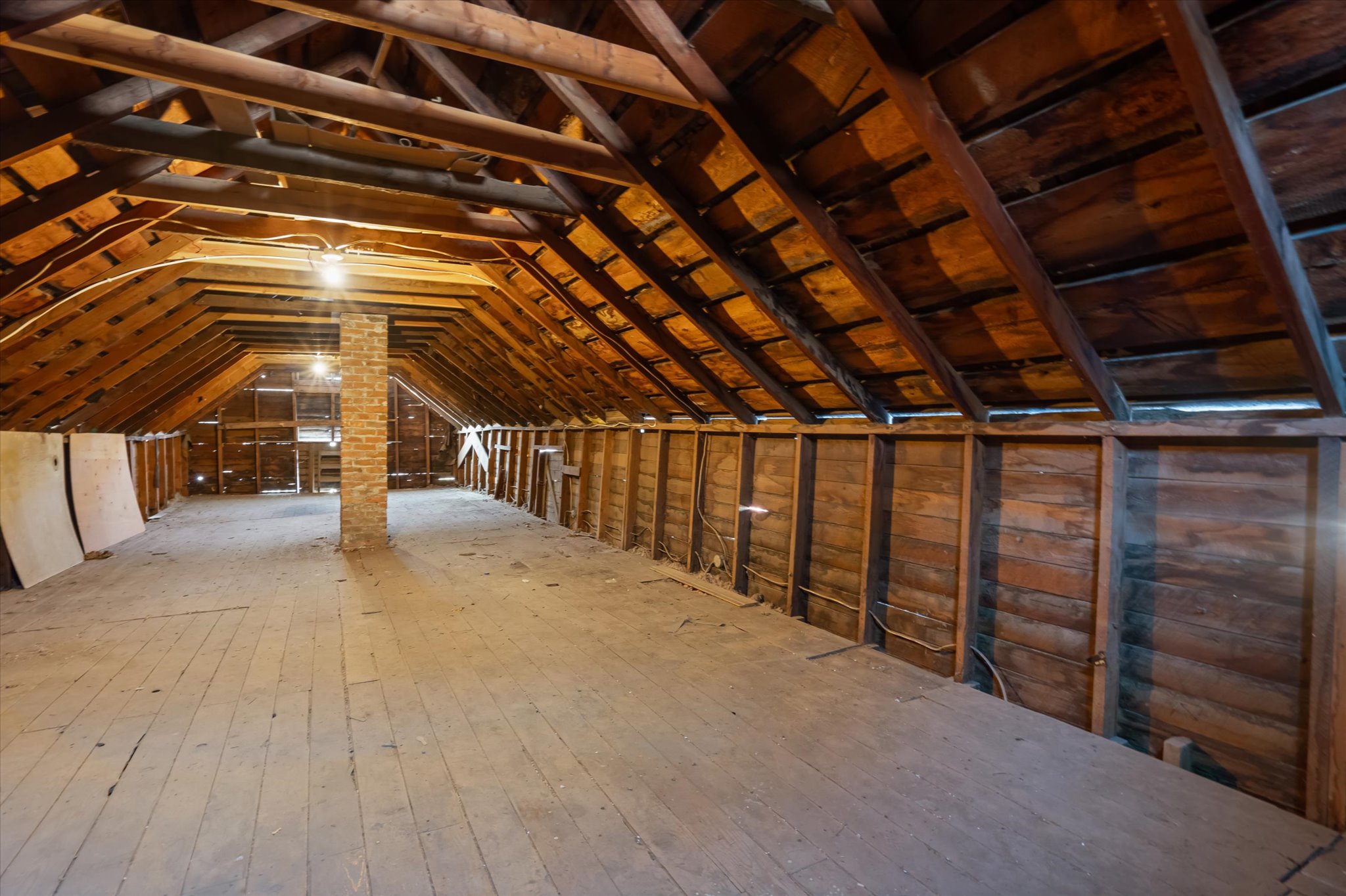 614 1st Avenue W Property Photo 37