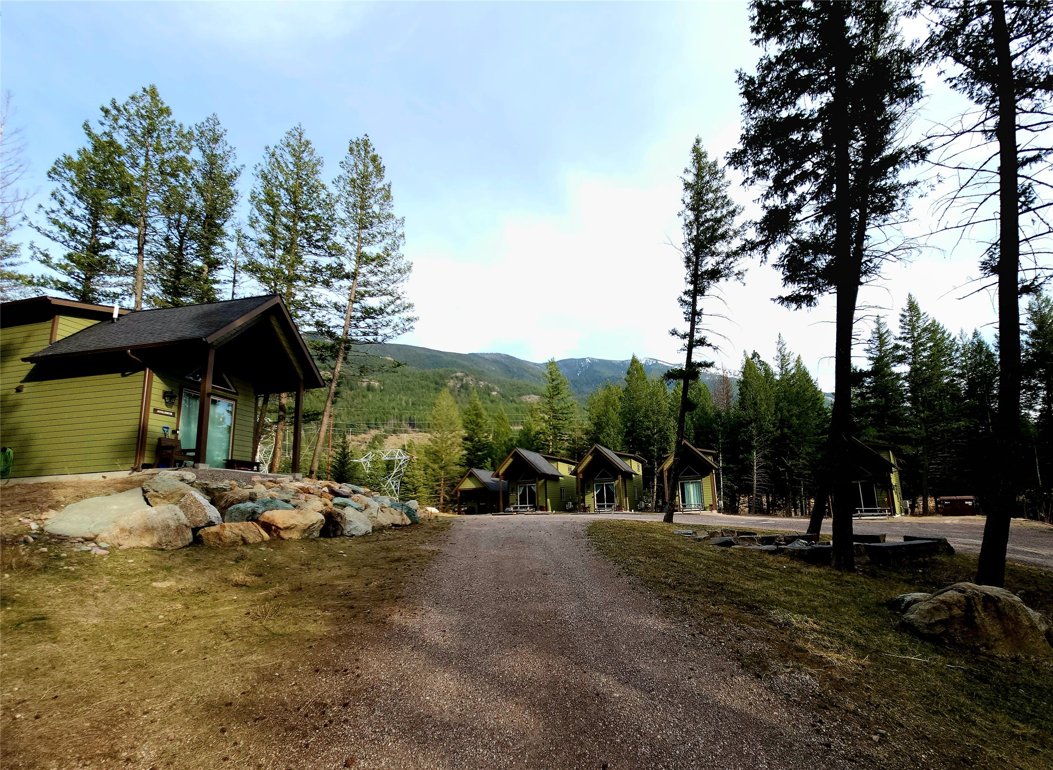 7547 Highway 2 E Property Photo 1