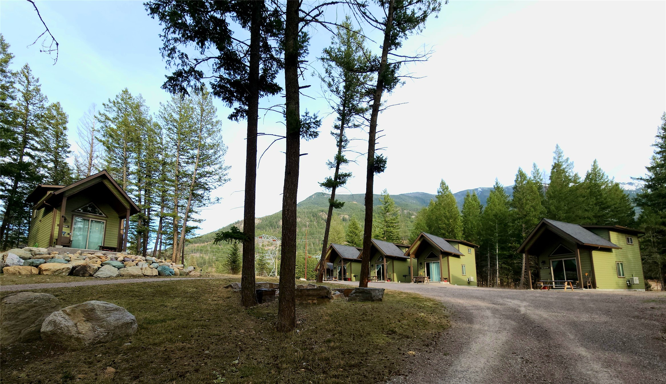 7547 Highway 2 E Property Photo 2