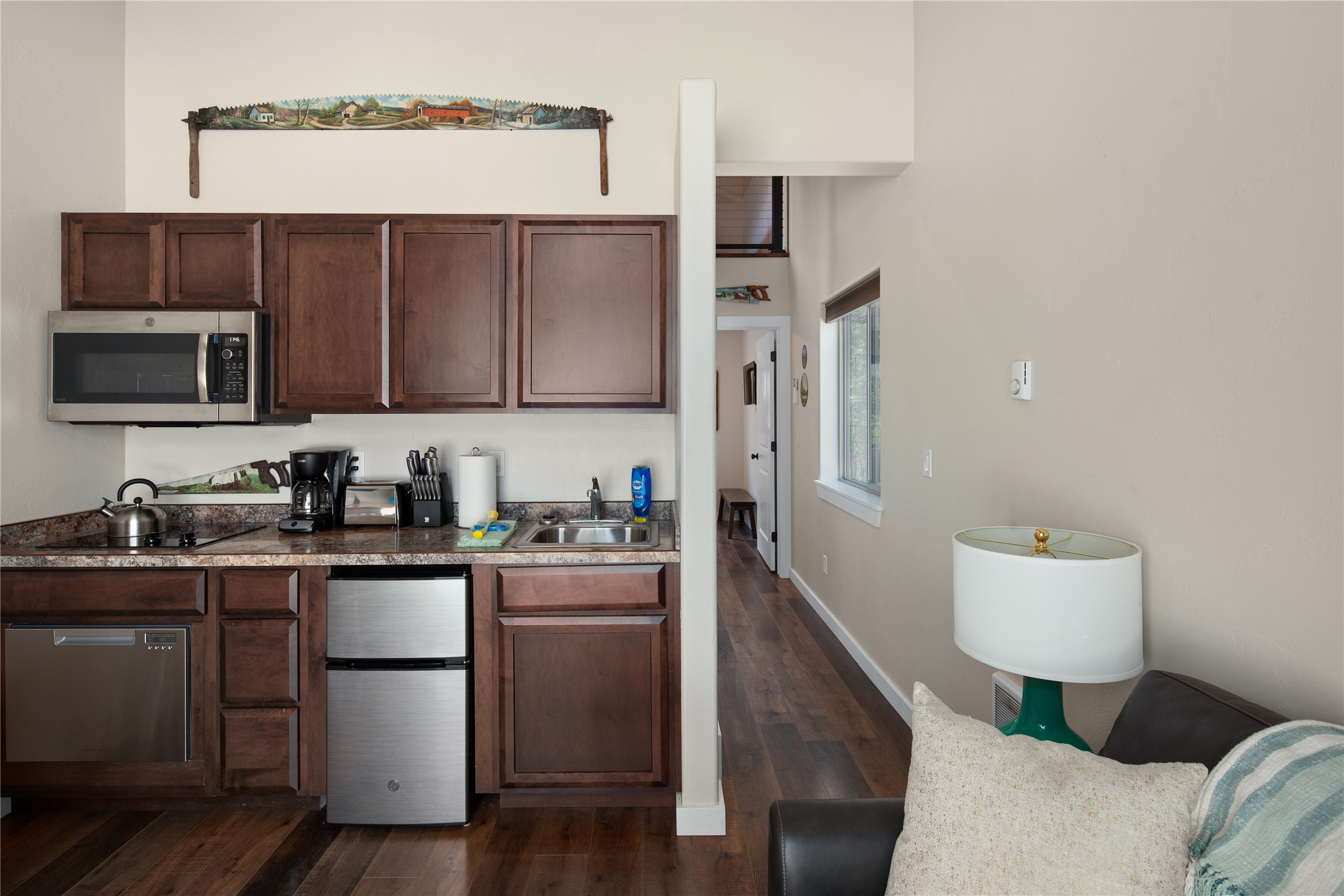 7547 Highway 2 E Property Photo 14