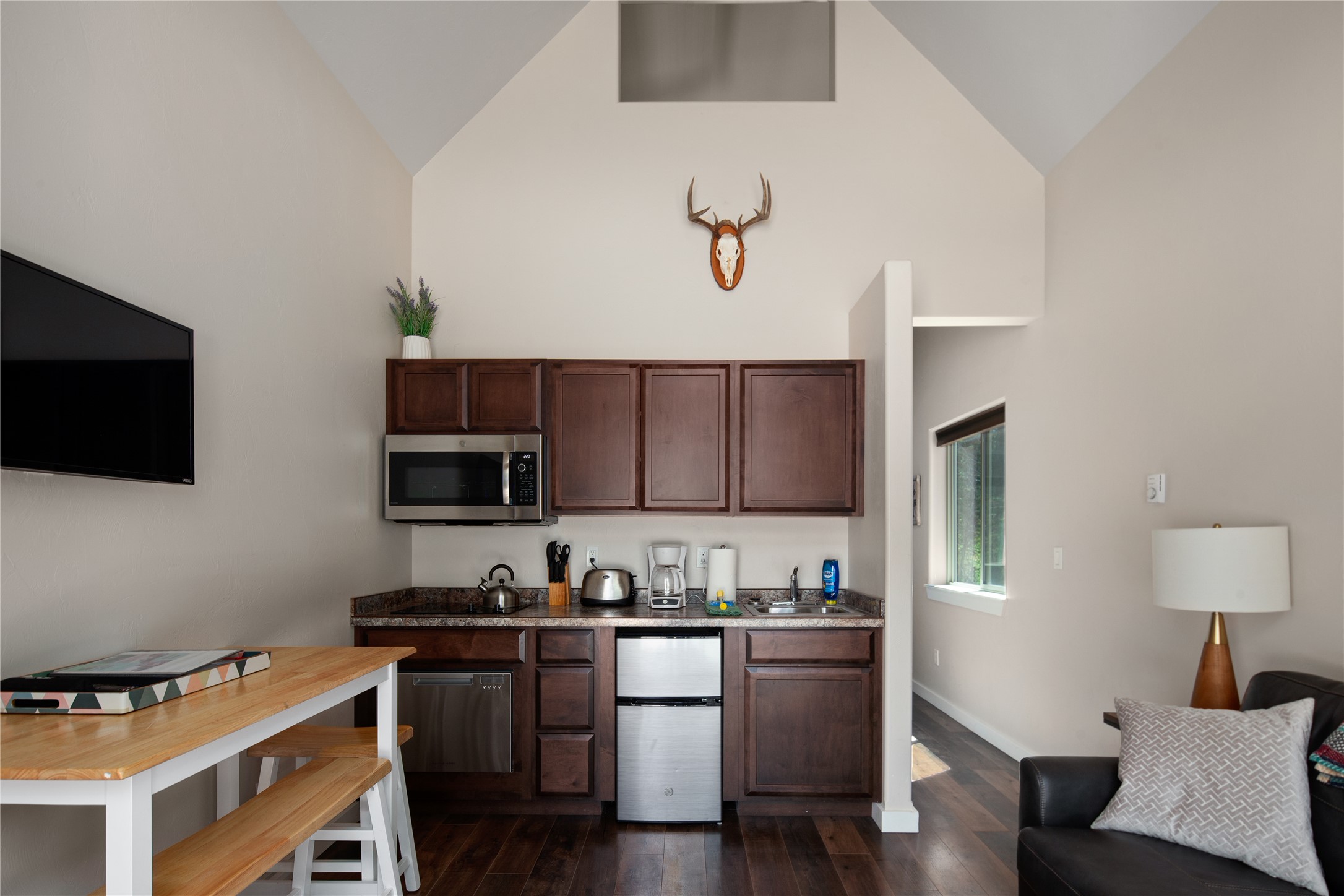 7547 Highway 2 E Property Photo 38