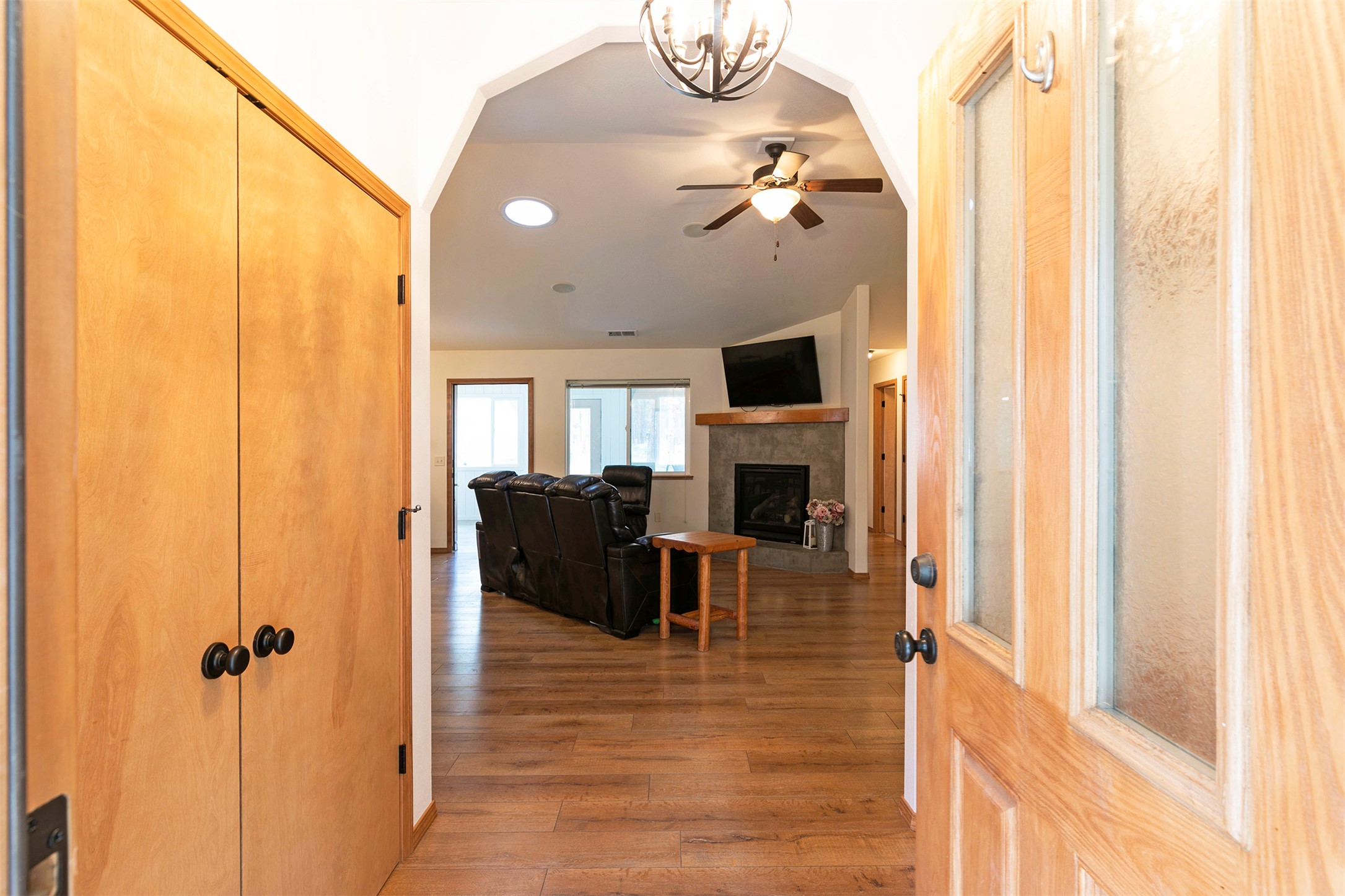 4060 Larkspur Lane Property Photo 8