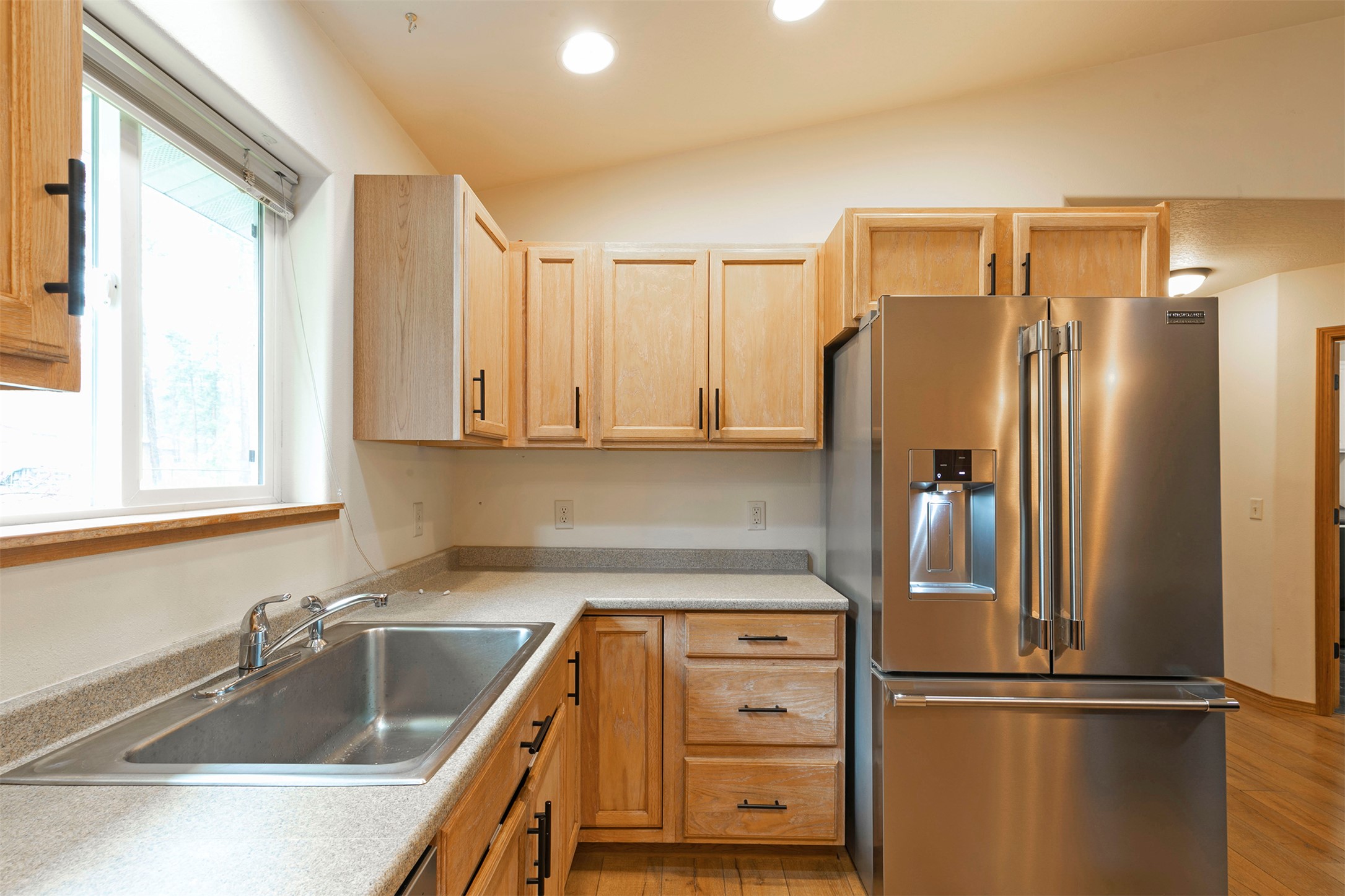 4060 Larkspur Lane Property Photo 16