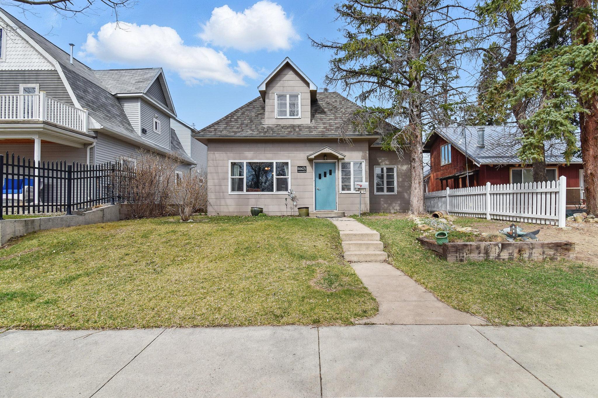 506 S Wisconsin Street Property Photo 1