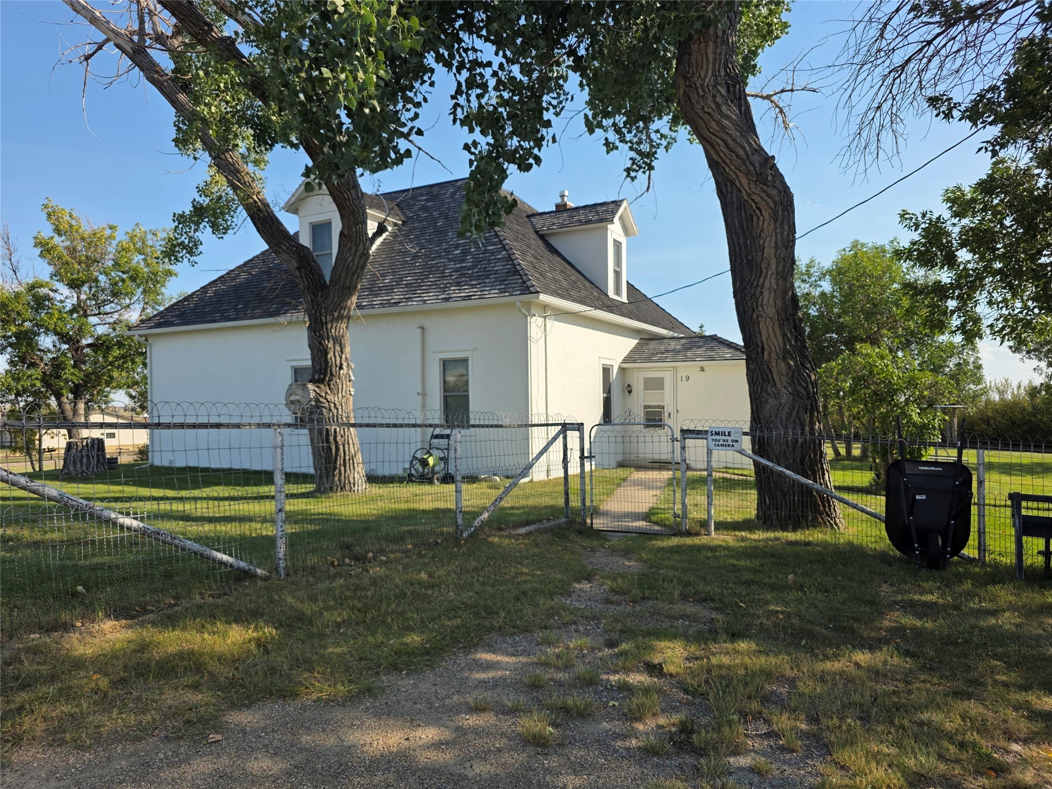 19 1st Street Nw Property Photo 2