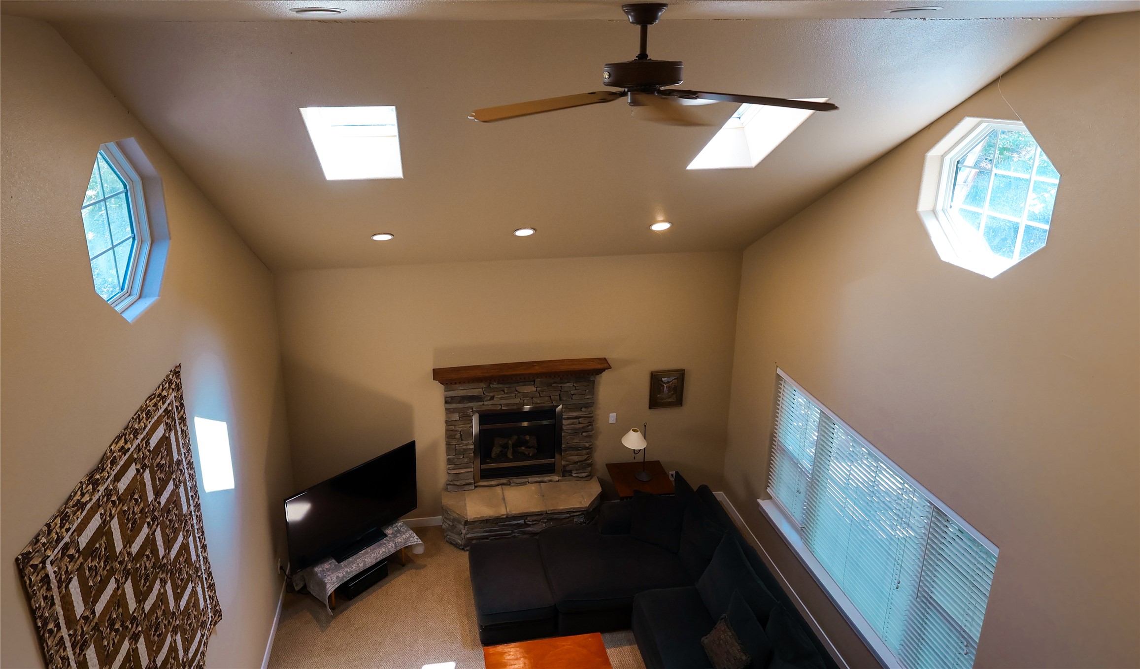 260 Eagle Bend Drive Property Photo 1