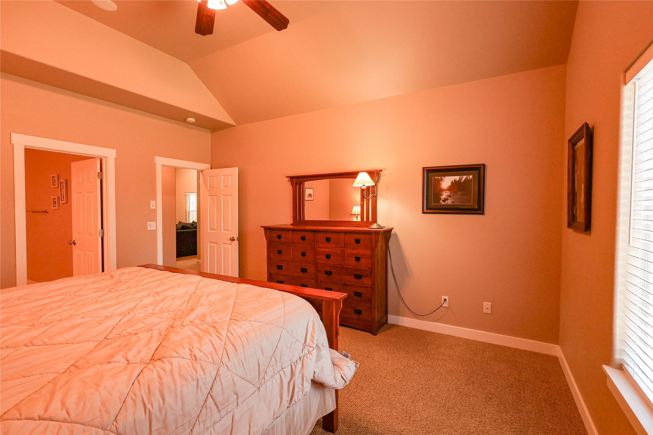 260 Eagle Bend Drive Property Photo 13