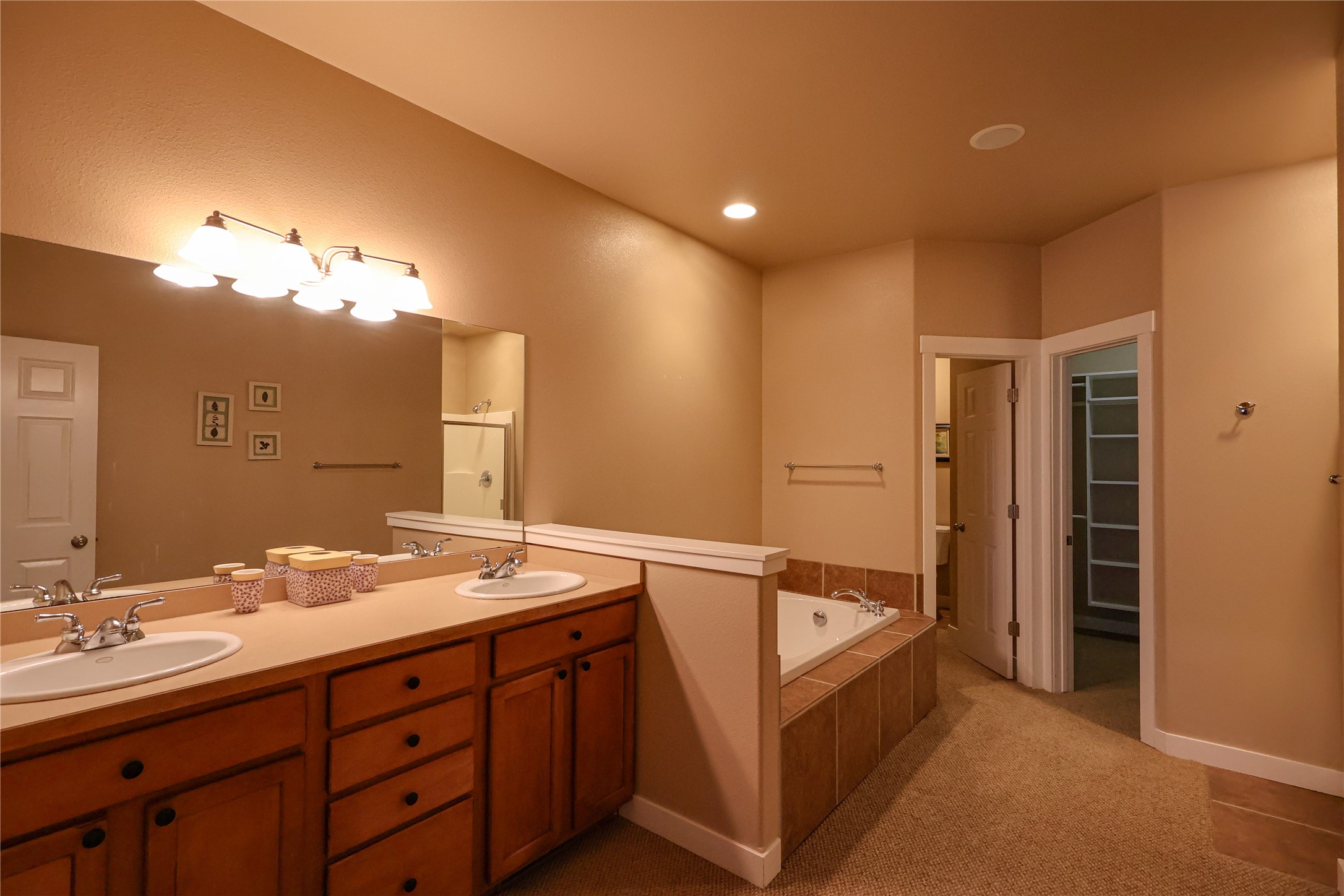 260 Eagle Bend Drive Property Photo 18