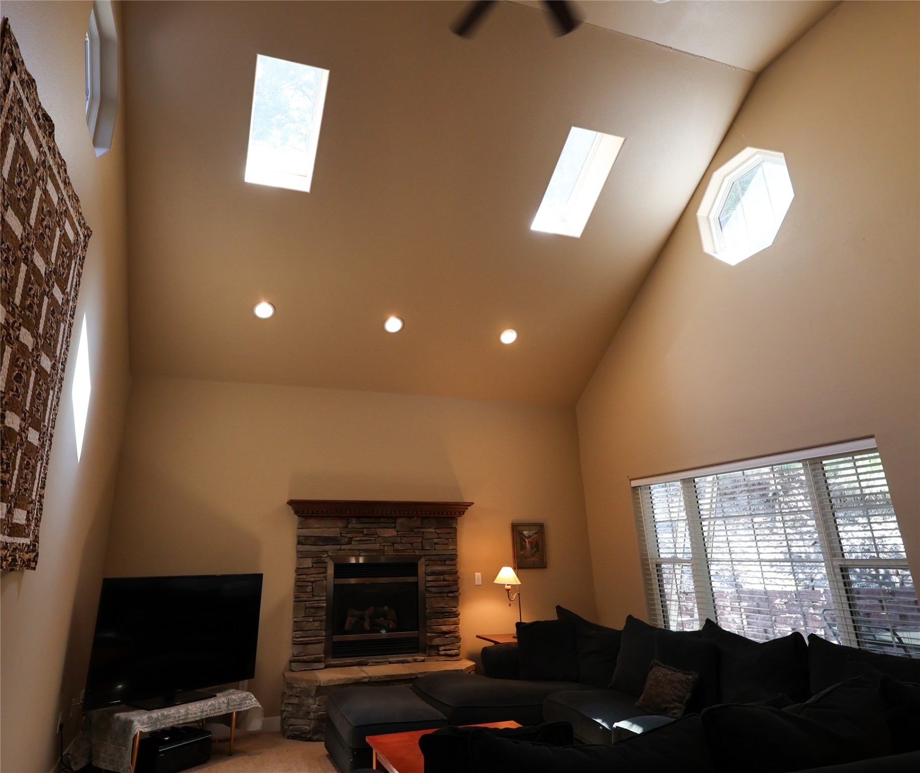 260 Eagle Bend Drive Property Photo 28