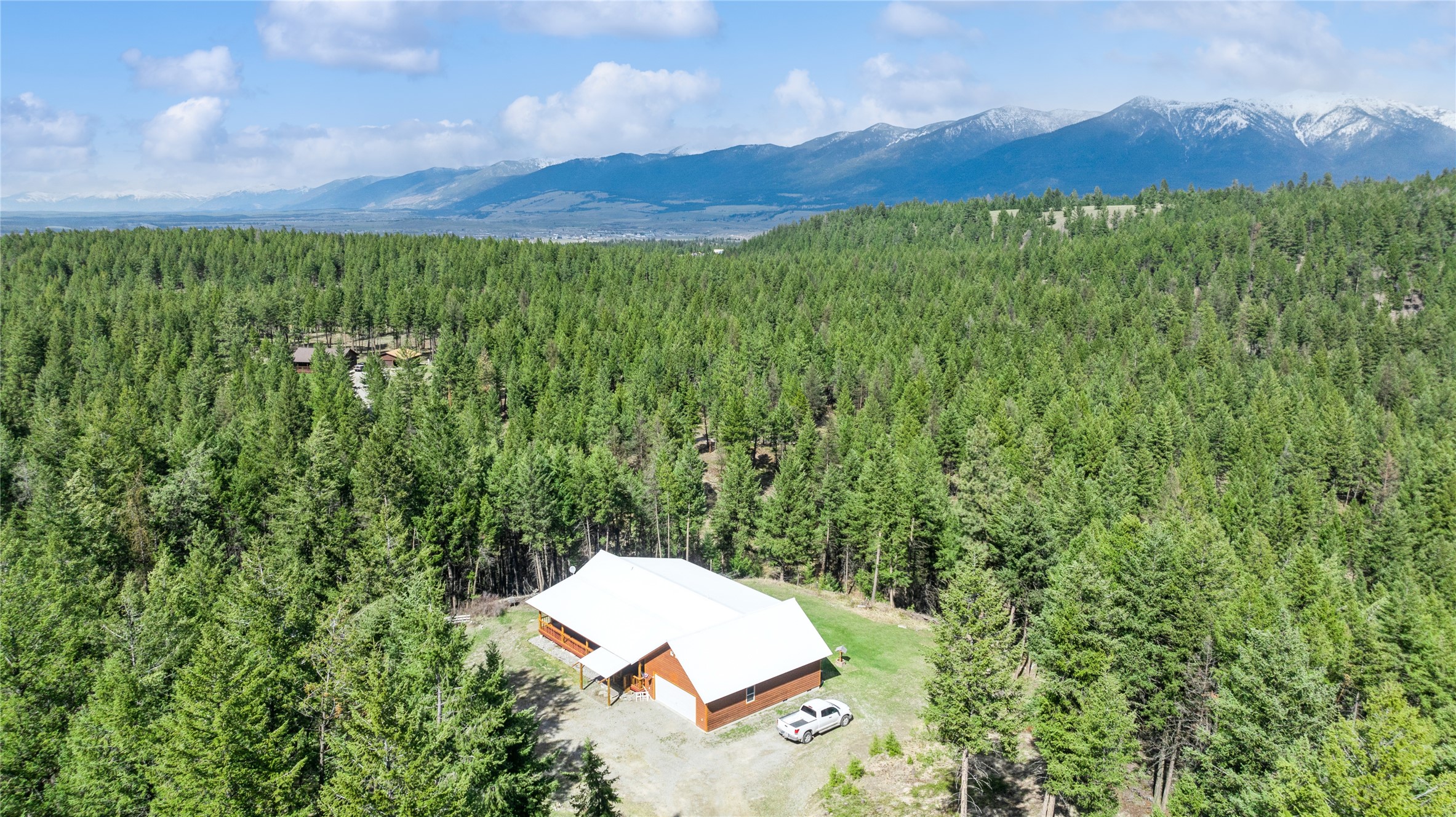 444 Crosscut Road Property Photo