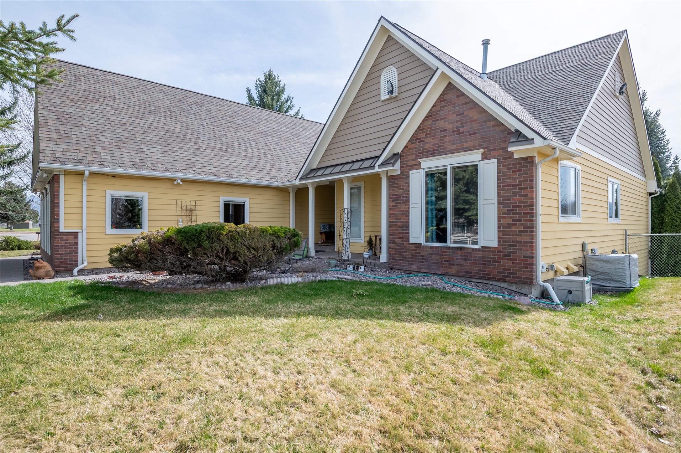 2465 Peregrine Loop Property Photo 1