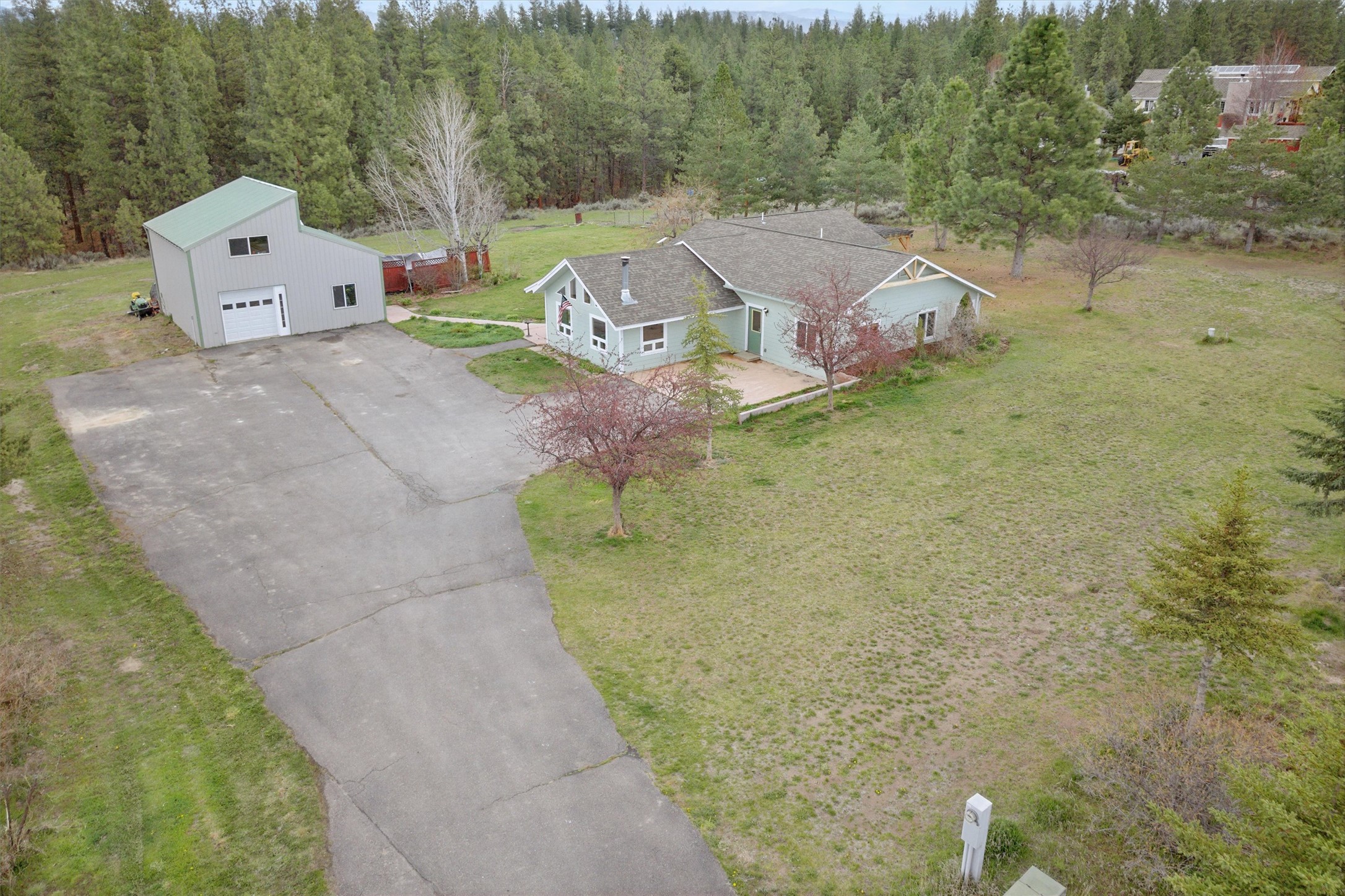 655 Treece Gulch Road Property Photo 10