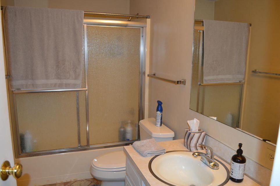 640 Denver Street Property Photo 7