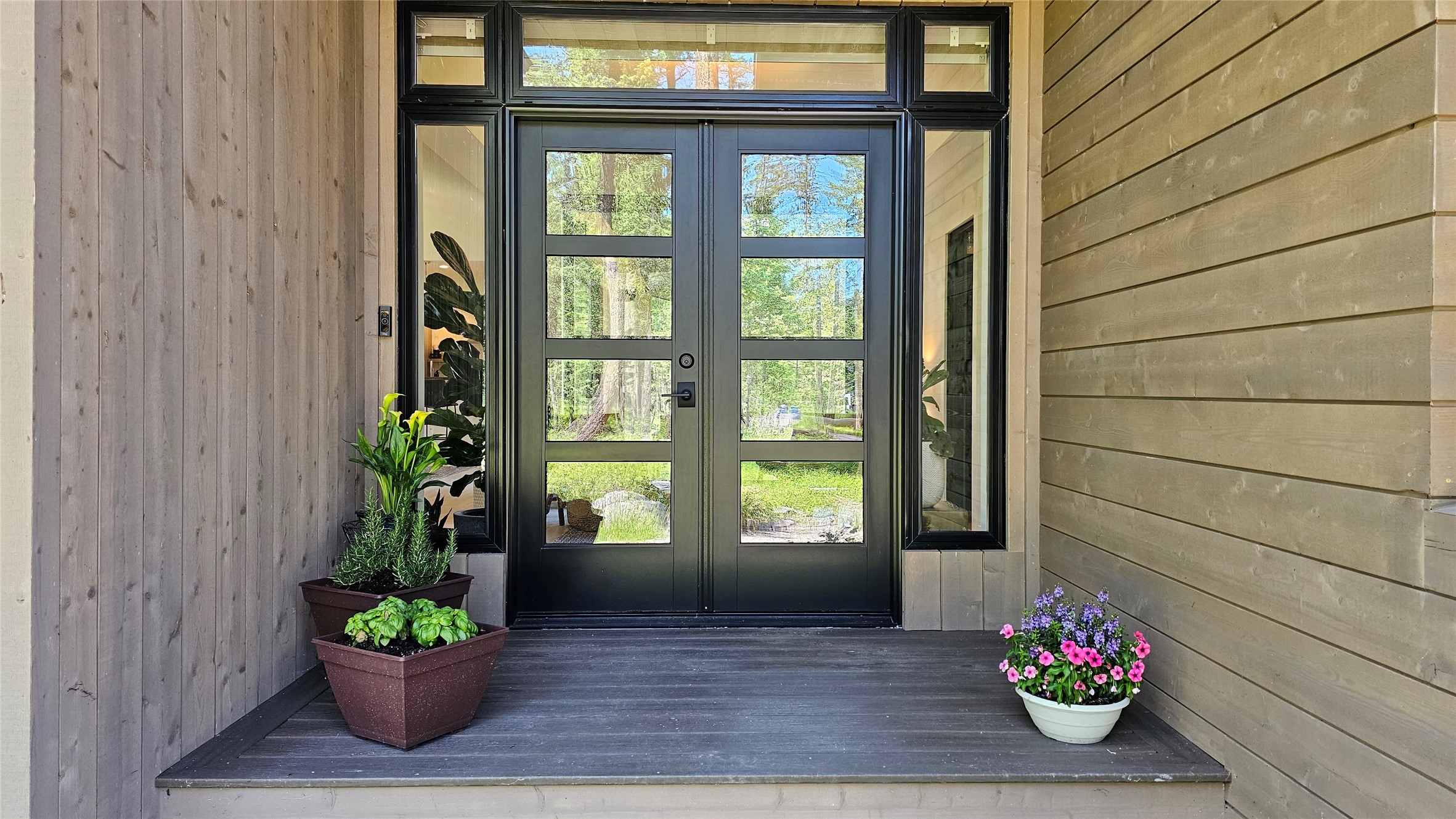 172 Meadow View Court Property Photo 2