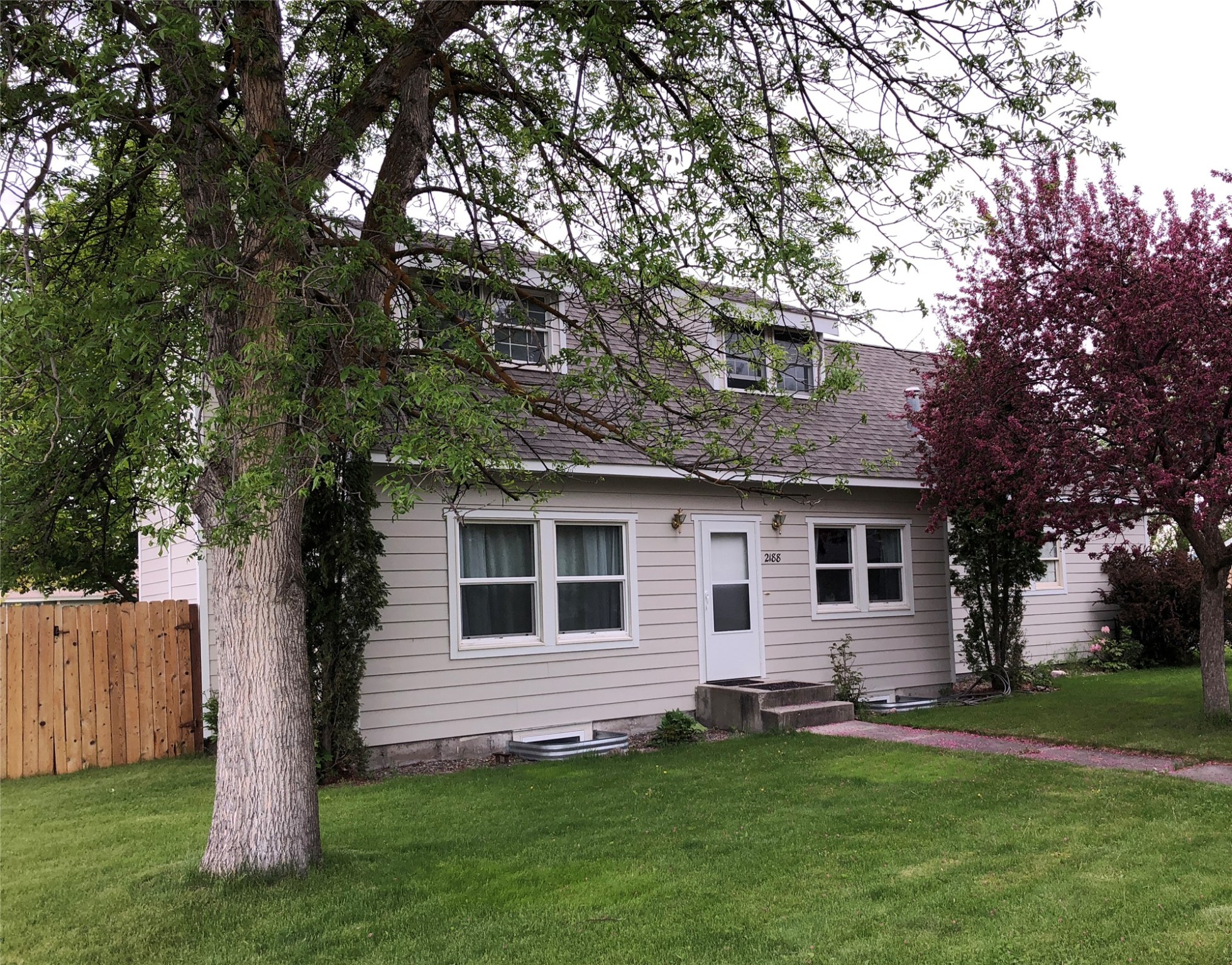 2188 Amity Lane Property Photo 1