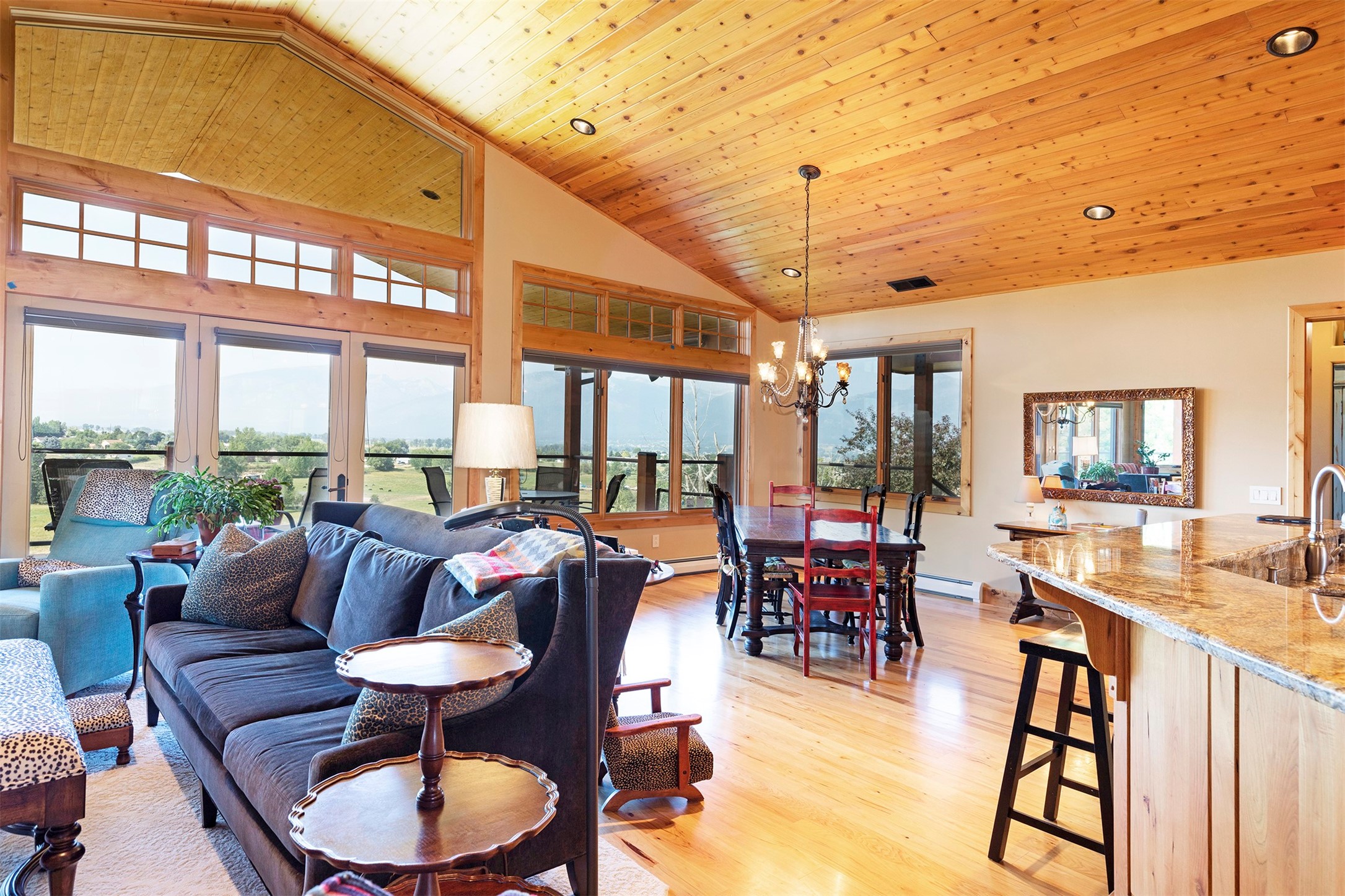 470 Salmon Way Property Photo 12