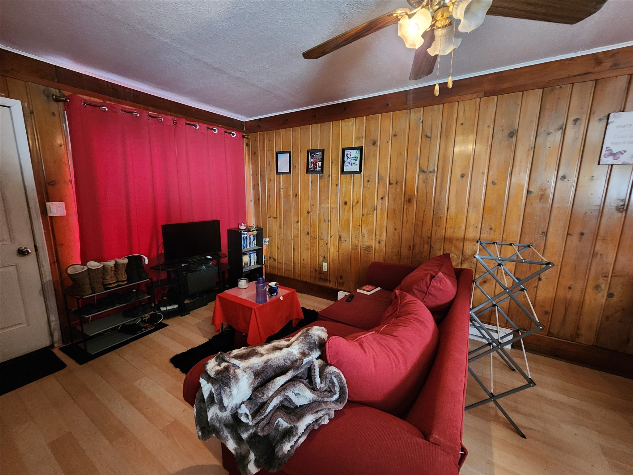 505 E 10th Street Property Photo 15