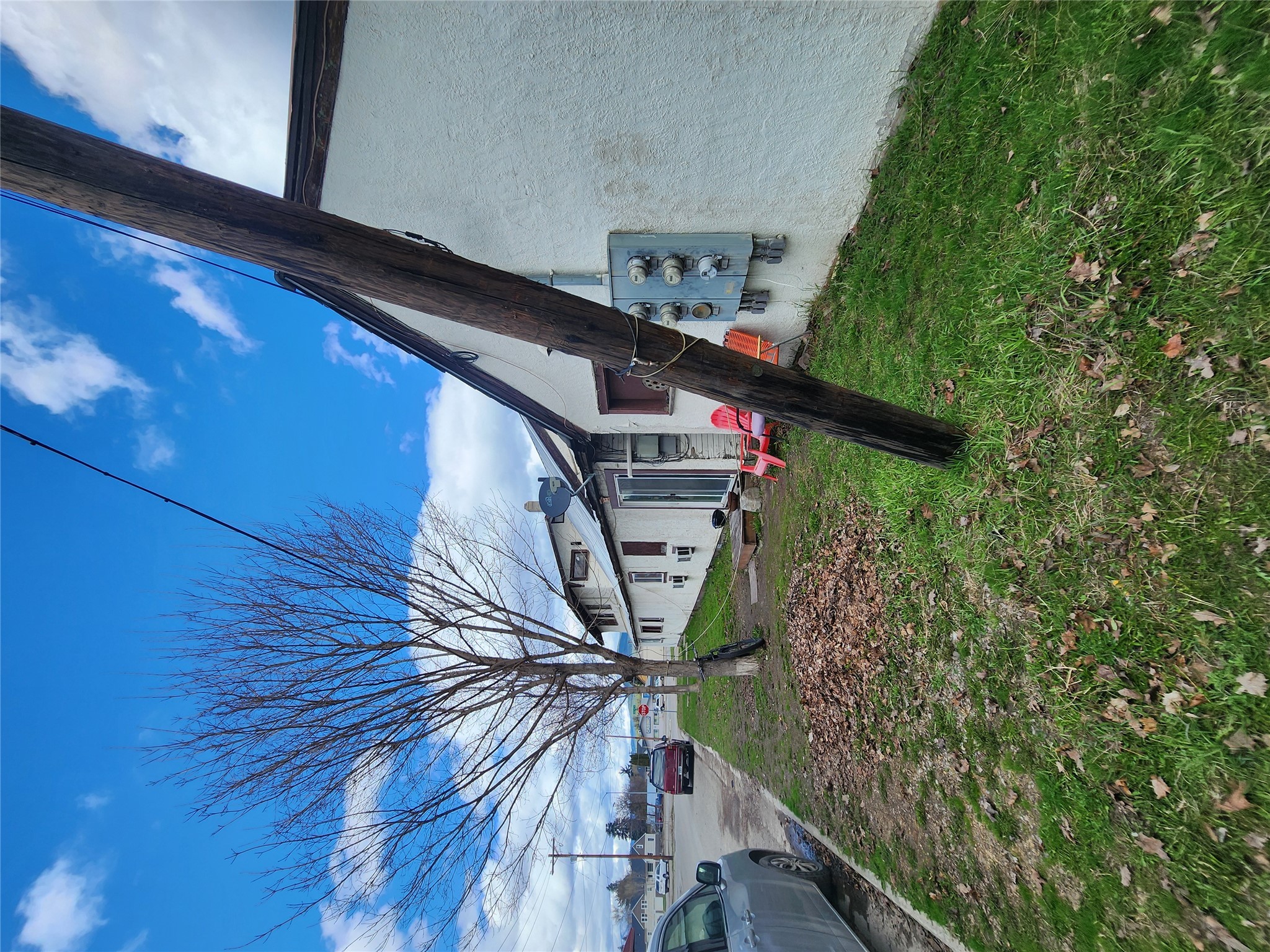 505 E 10th Street Property Photo 45