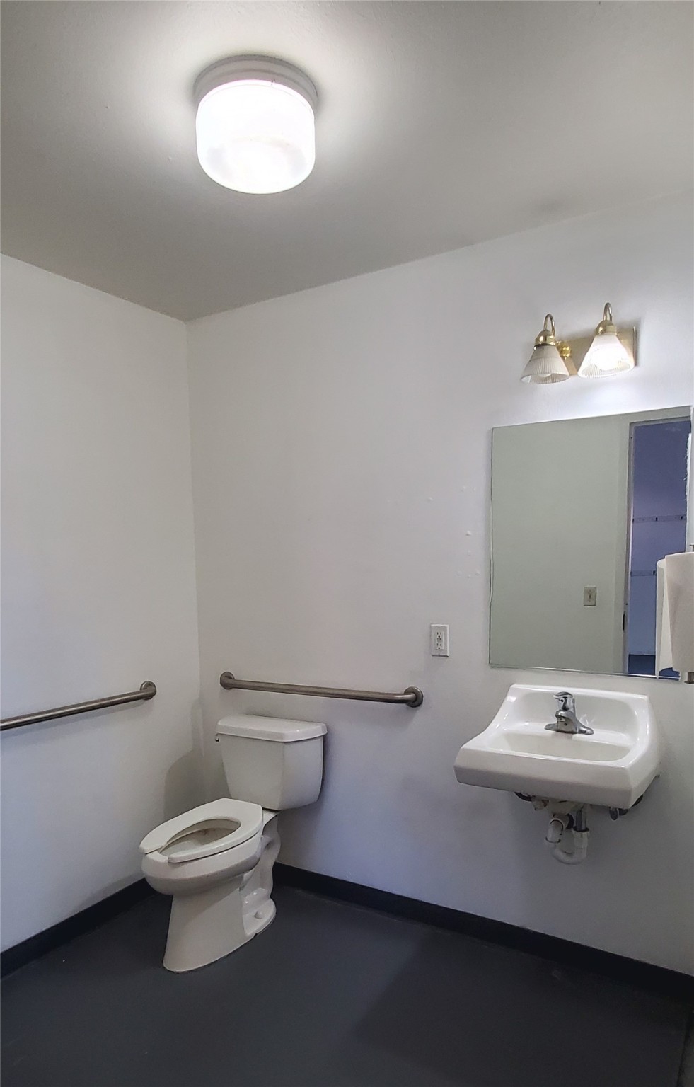 6900 Kestrel Drive 12 Property Photo 11