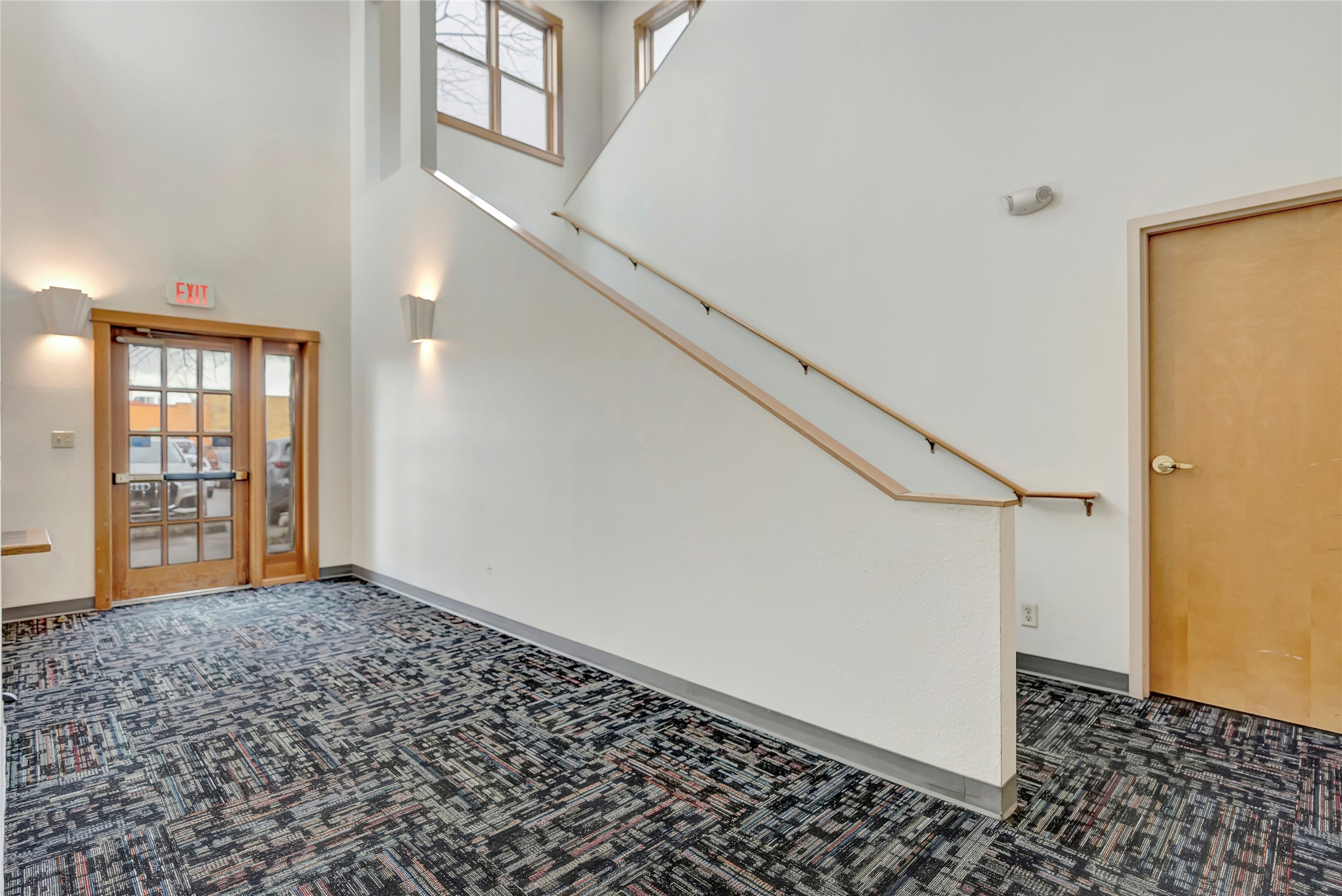 201 W Railroad Street Property Photo 32