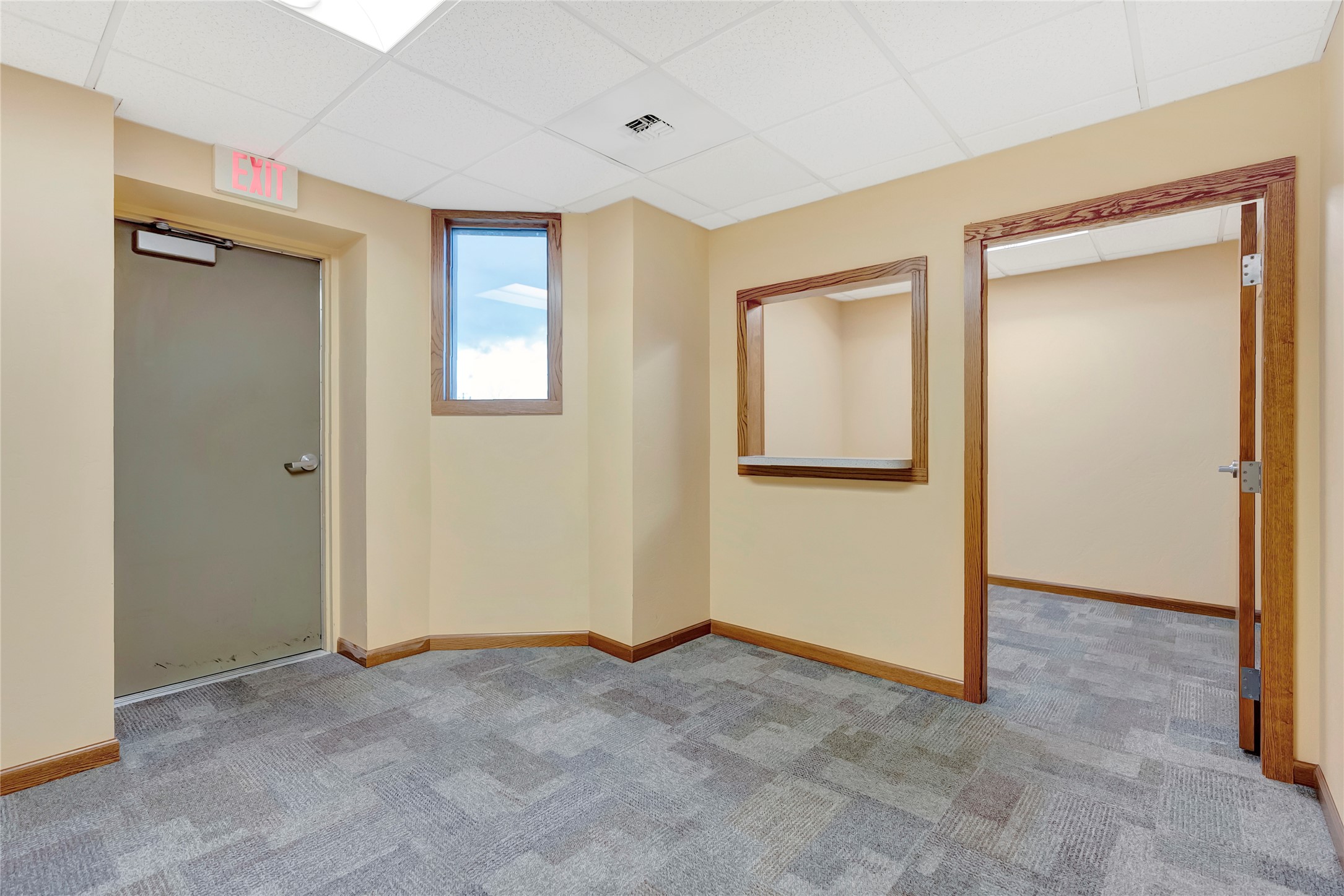 201 W Railroad Street Property Photo 40