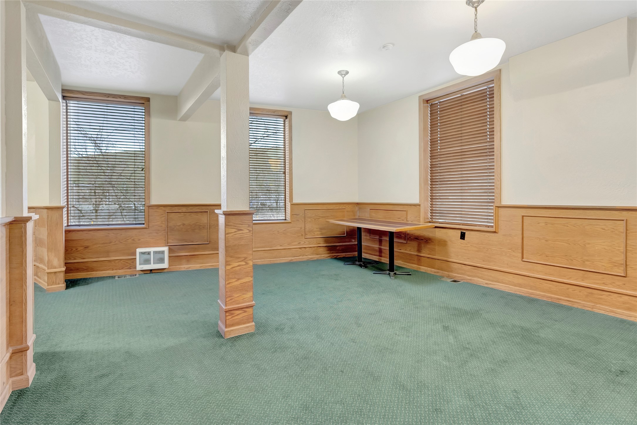 201 W Railroad Street Property Photo 51