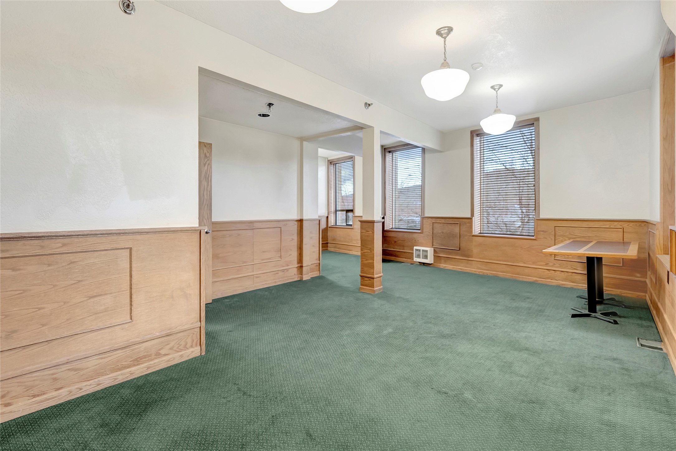 201 W Railroad Street Property Photo 52
