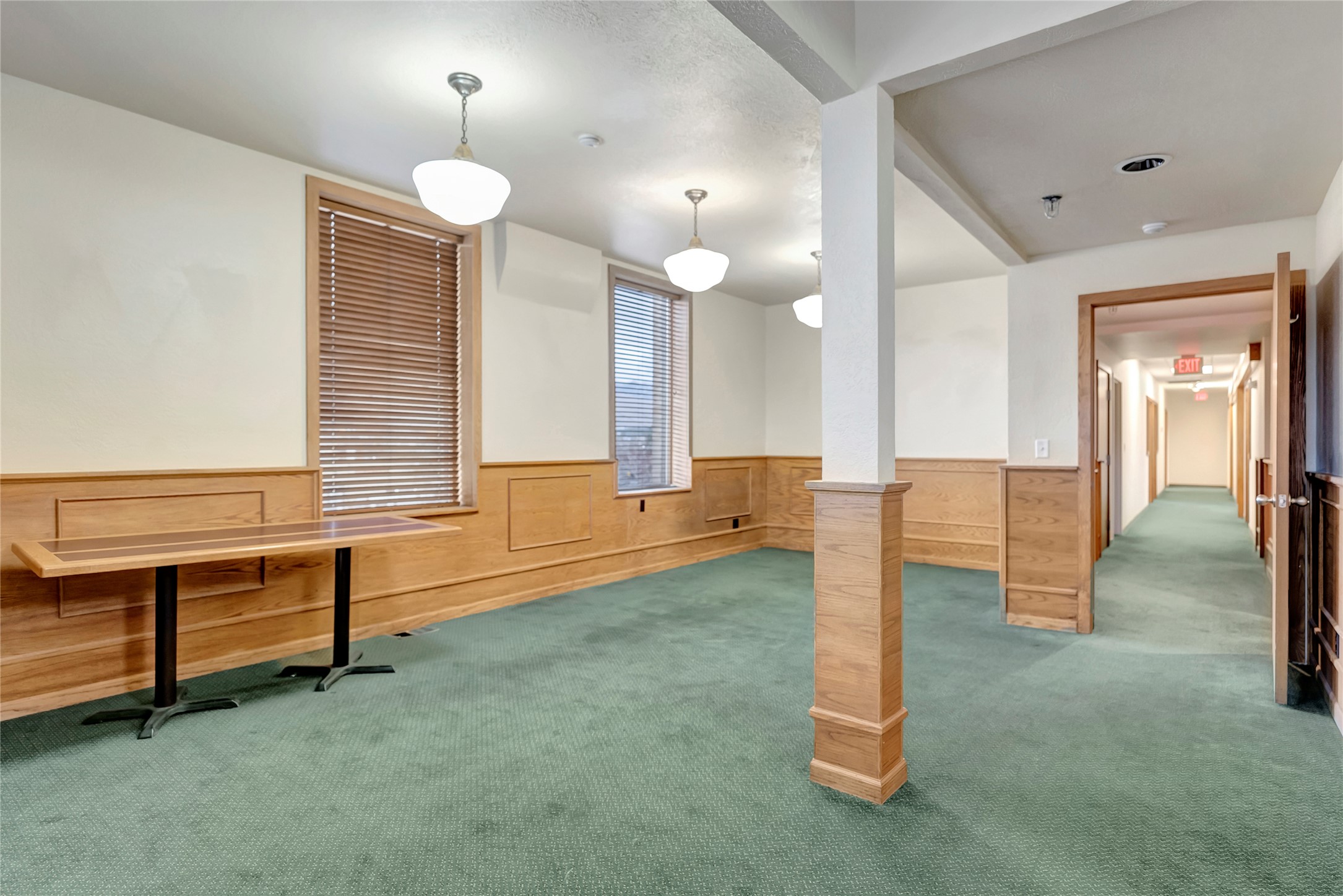 201 W Railroad Street Property Photo 53