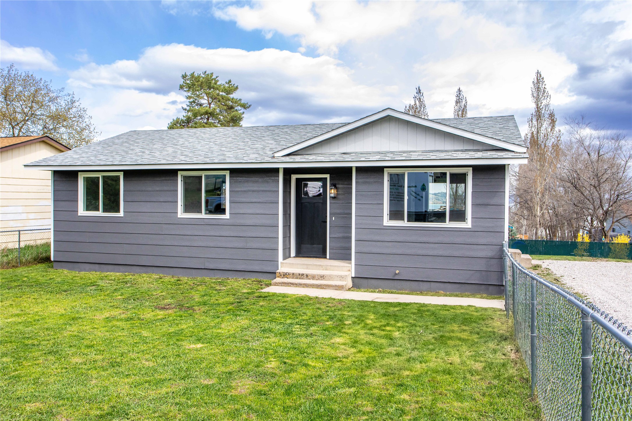 504 22nd Avenue W Property Photo 1