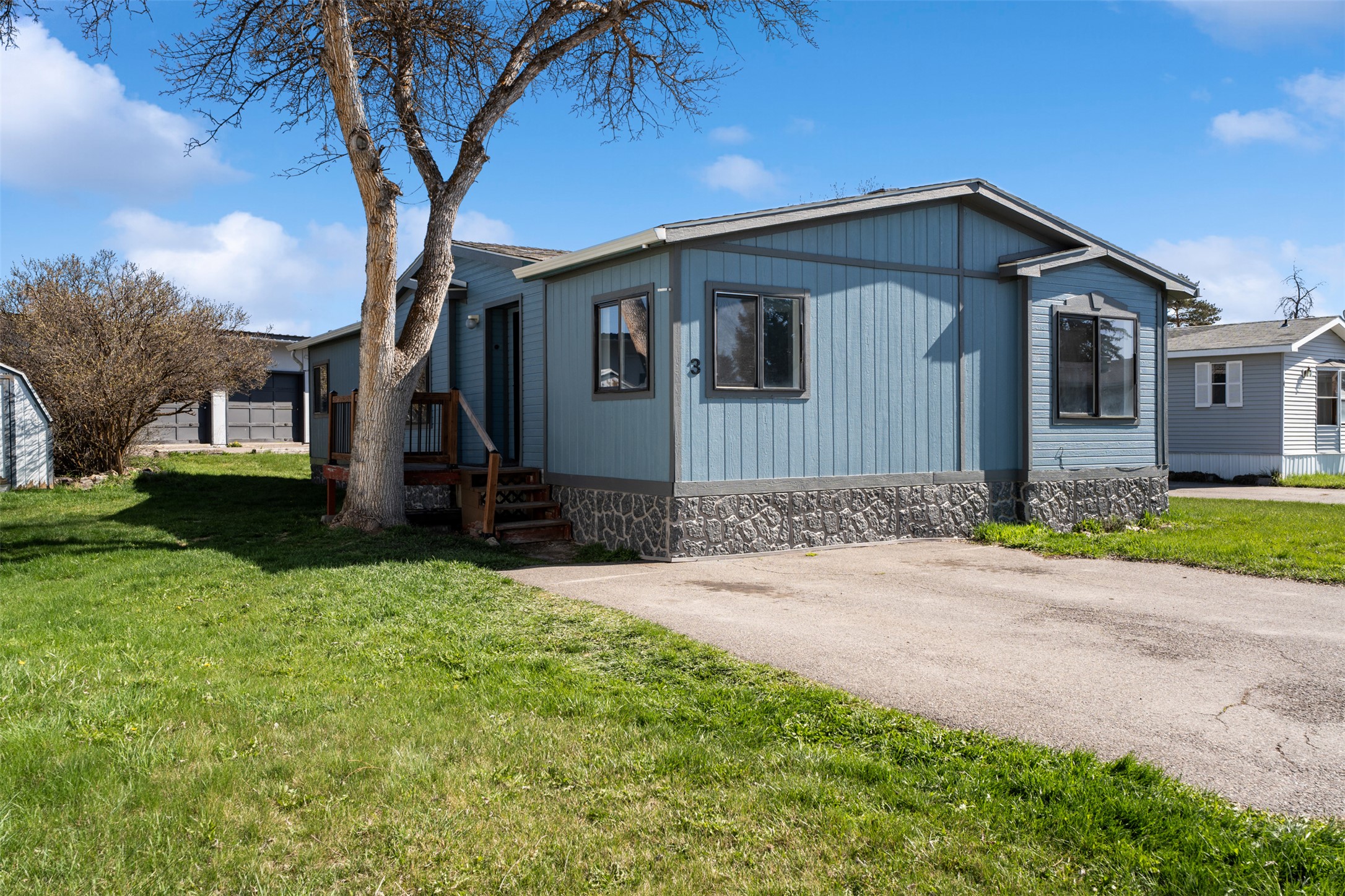 6125 Mullan Road 3 Property Photo 1
