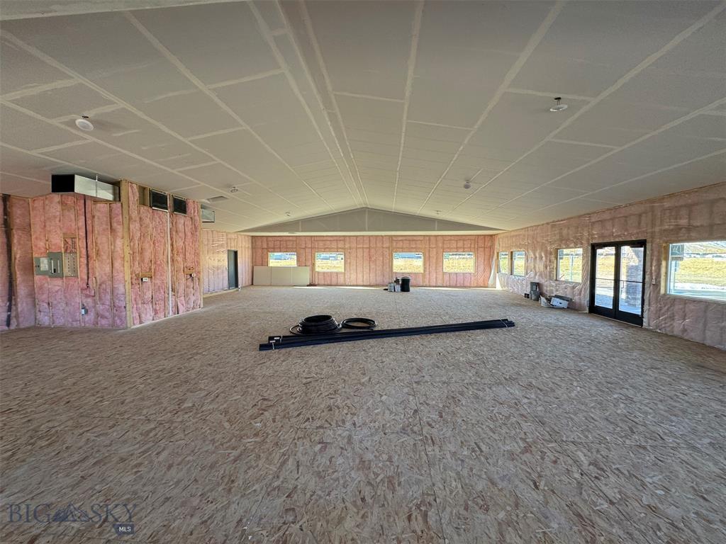 101 Union Avenue Property Photo 11