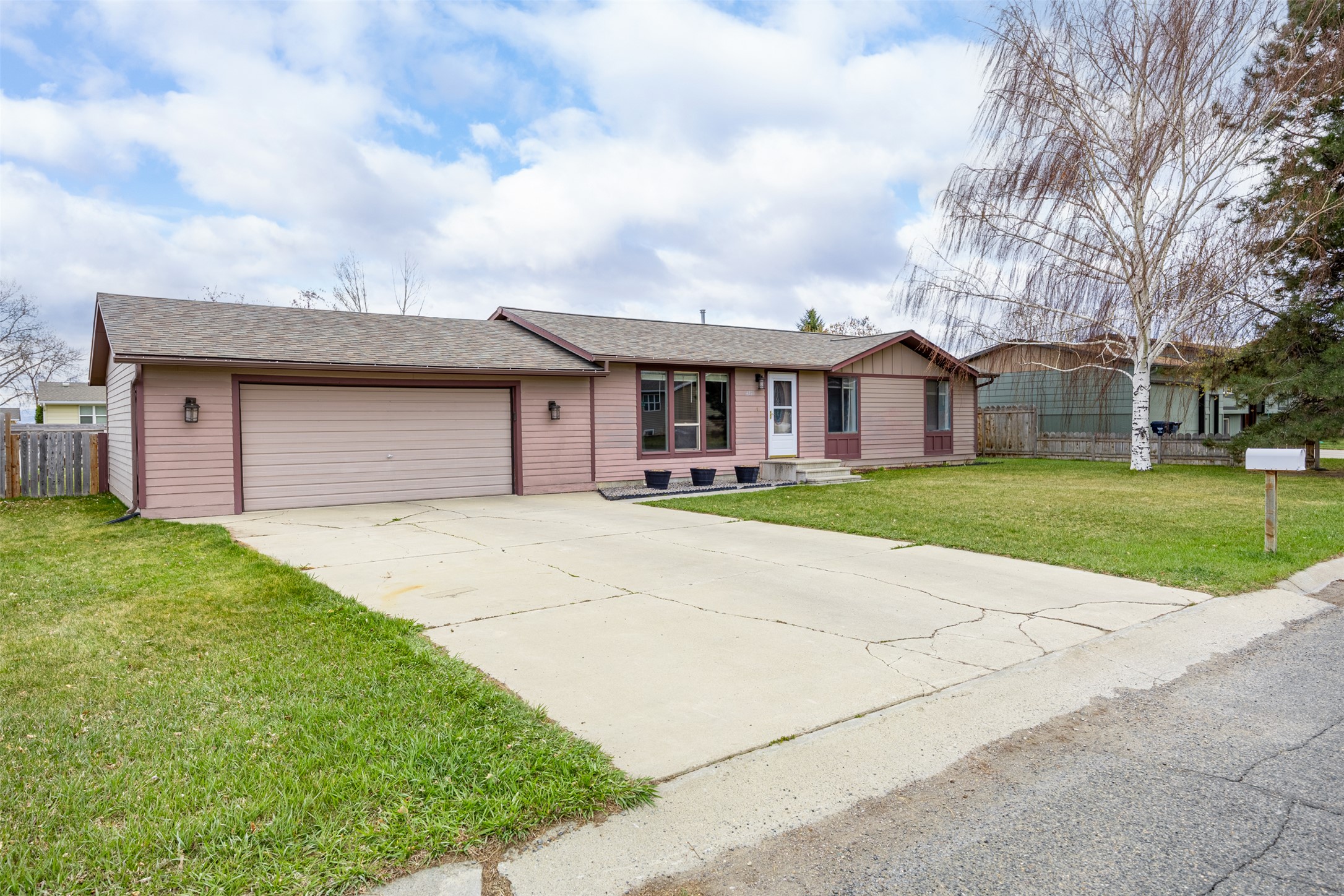 4295 Red Fox Drive Property Photo 5