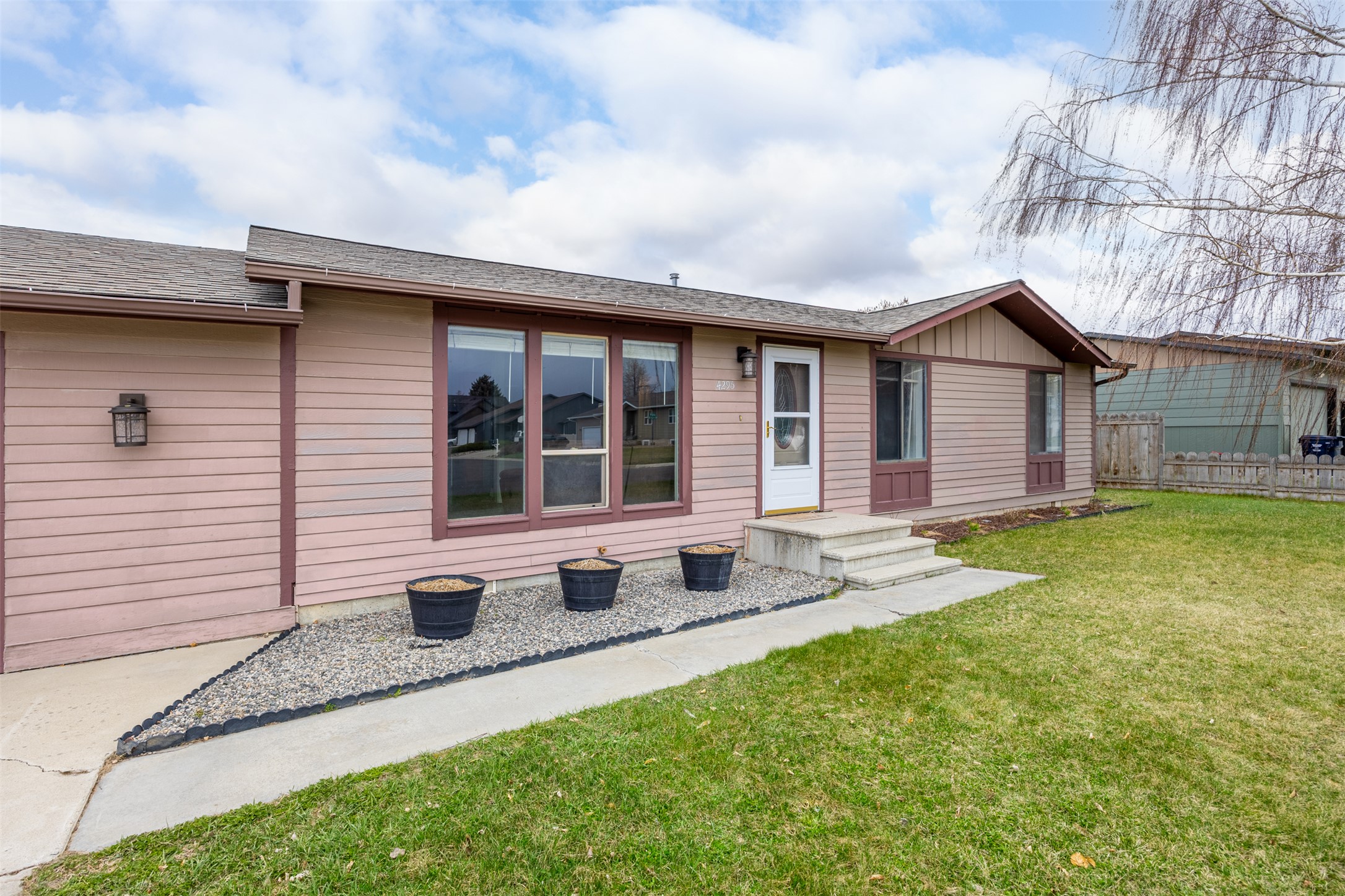 4295 Red Fox Drive Property Photo 7