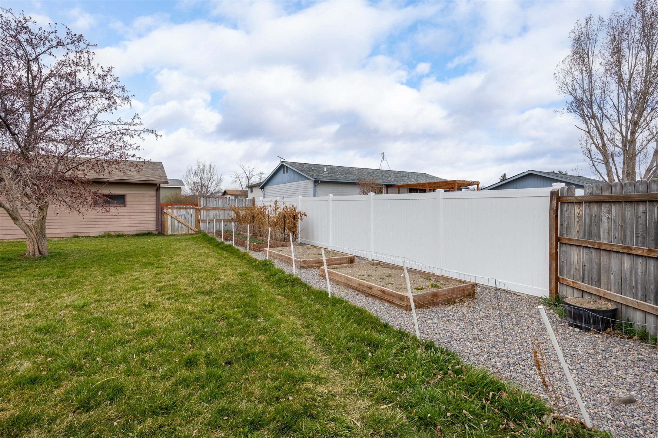 4295 Red Fox Drive Property Photo 10