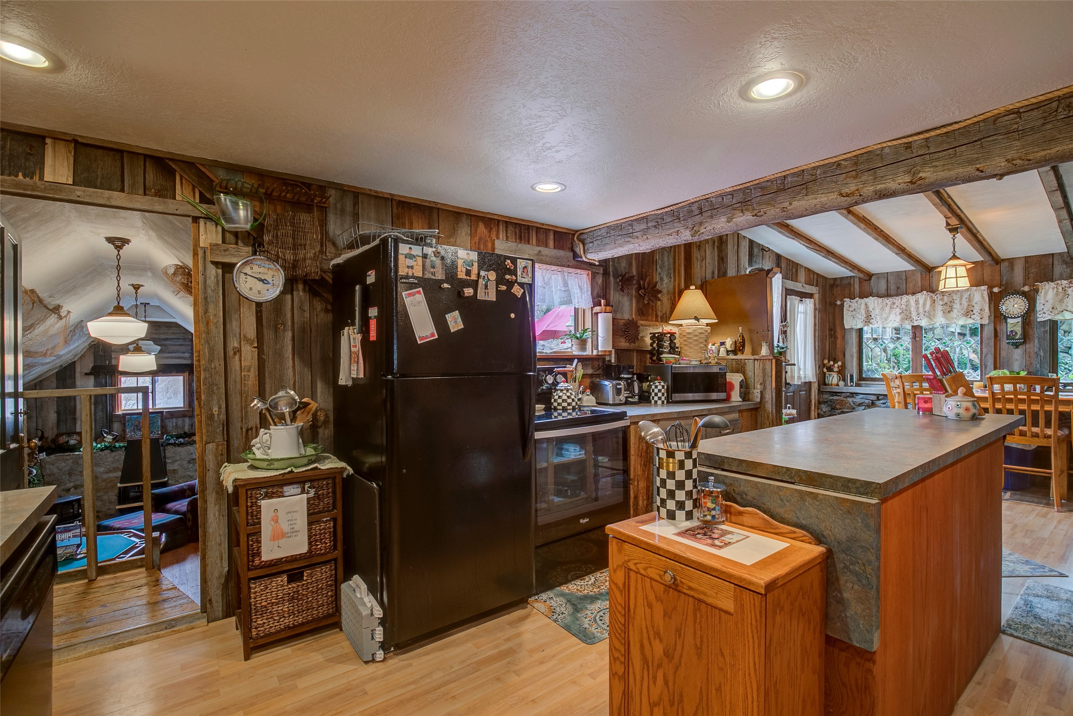 316 S Park Avenue Property Photo 14