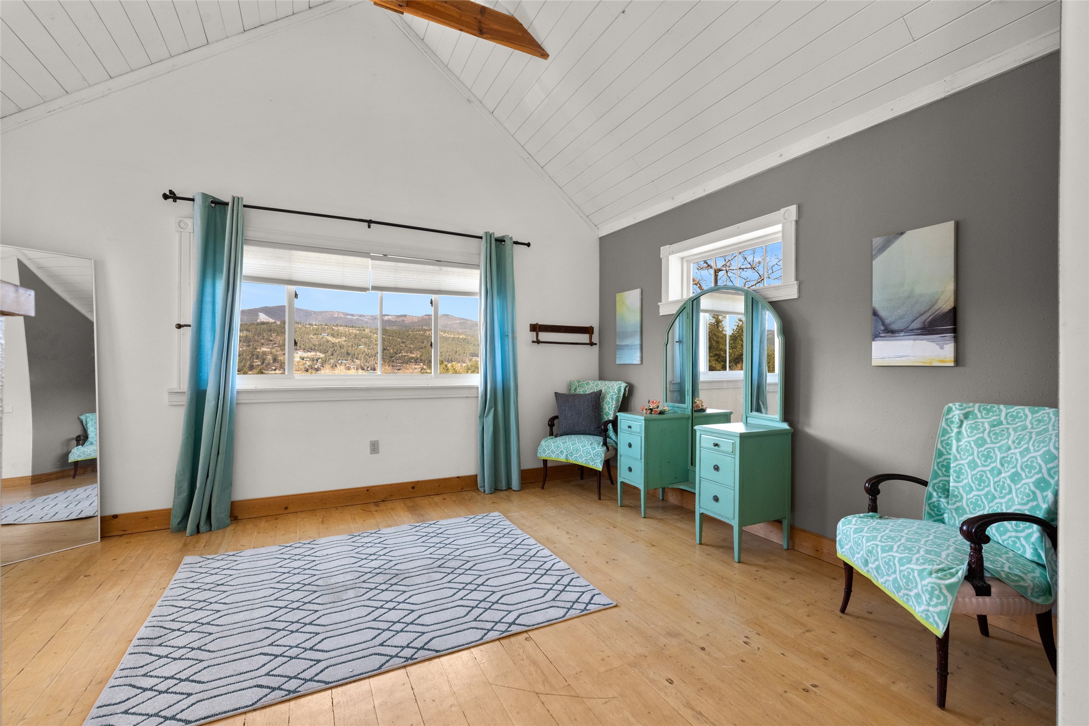 195 Breezy Point Avenue Property Photo 16
