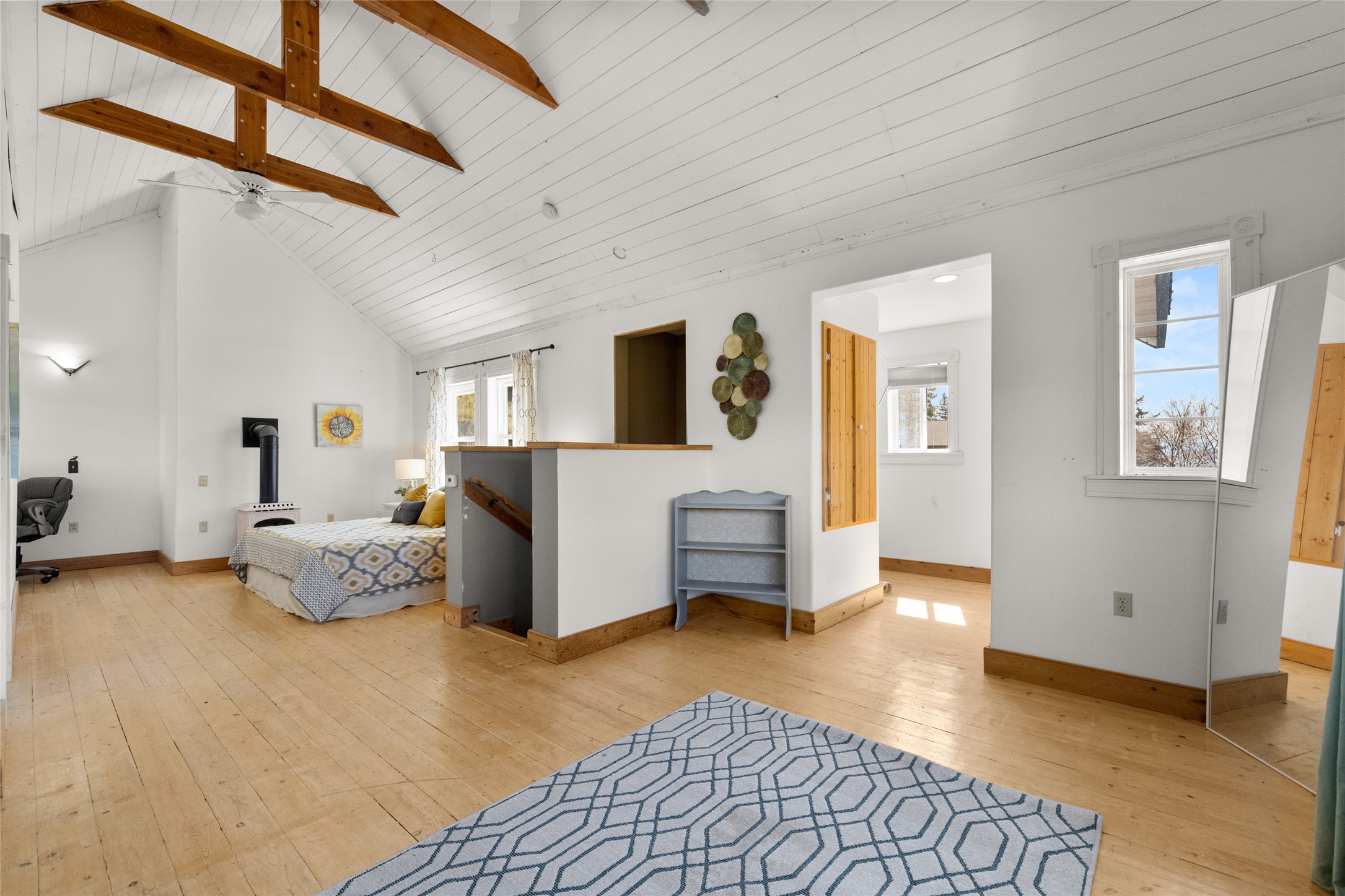 195 Breezy Point Avenue Property Photo 17