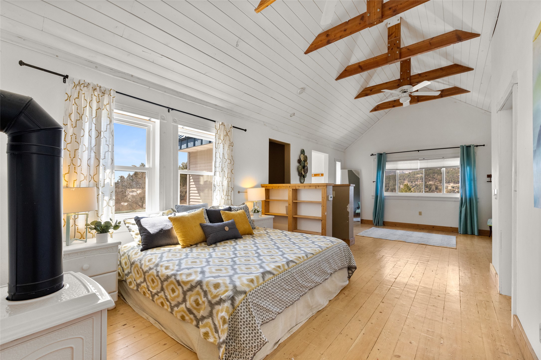 195 Breezy Point Avenue Property Photo 18