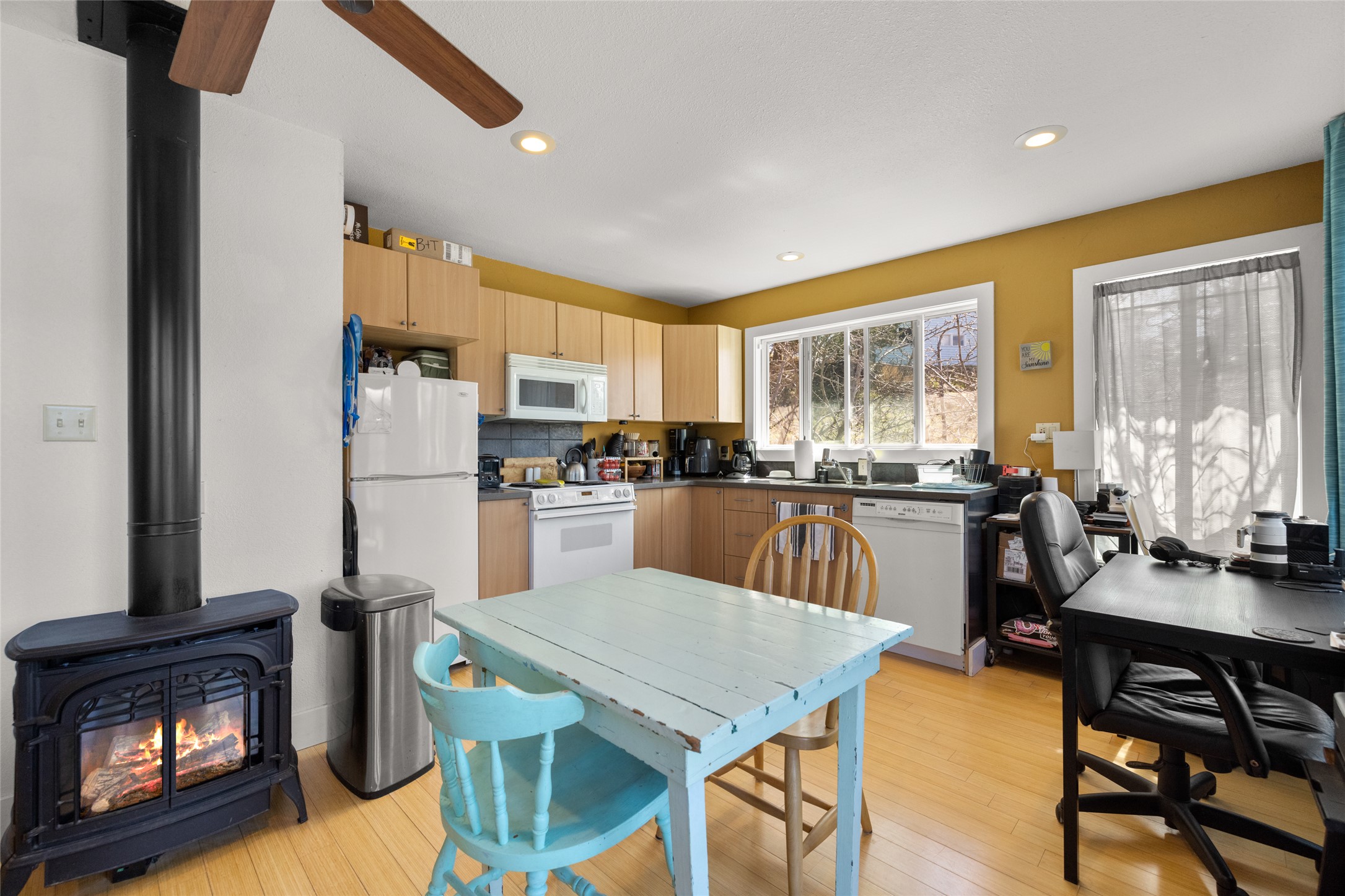 195 Breezy Point Avenue Property Photo 32
