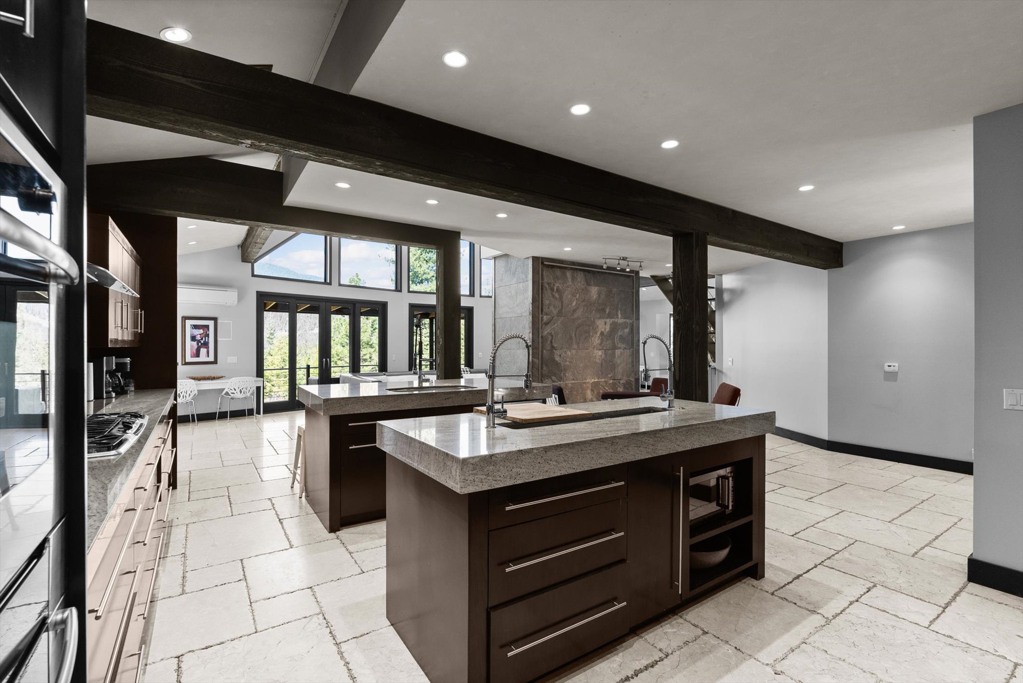 15 Copper Ridge Road Property Photo 14