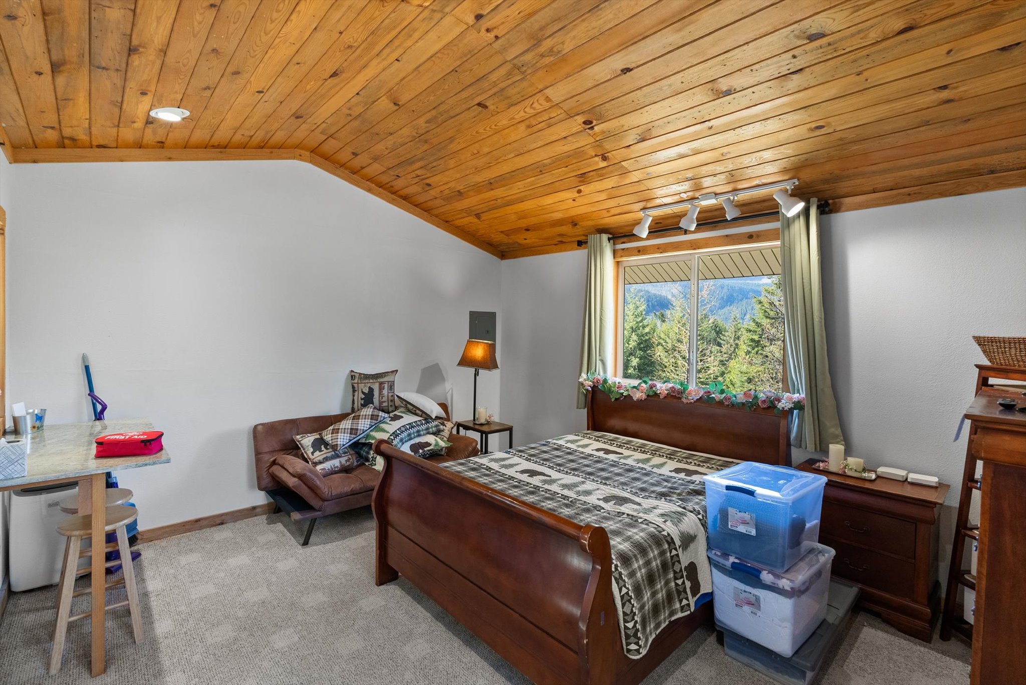 15 Copper Ridge Road Property Photo 86