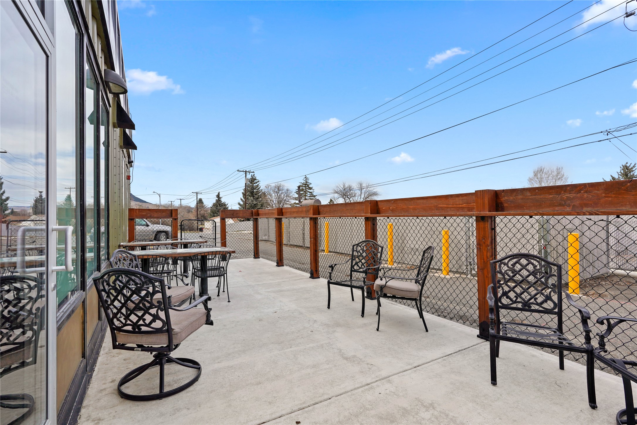801 N Fee Street Property Photo 11